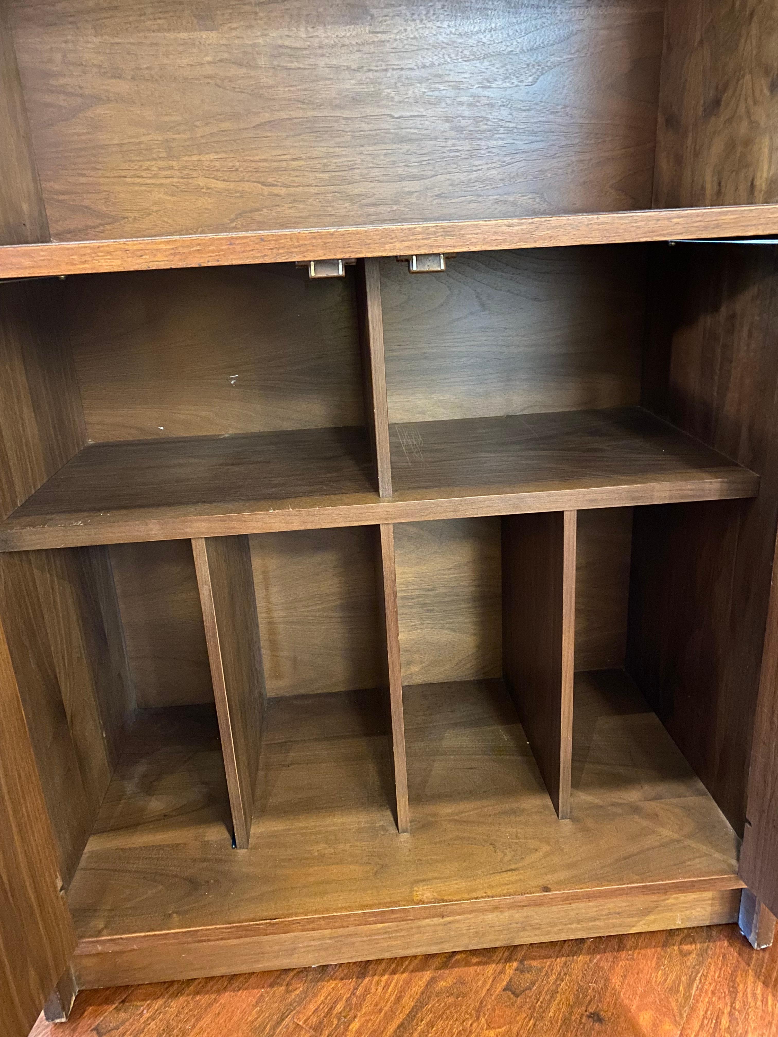 Large Midcentury Cabinet by Jack Cartwright for Founders Furniture, circa 1960 For Sale 1