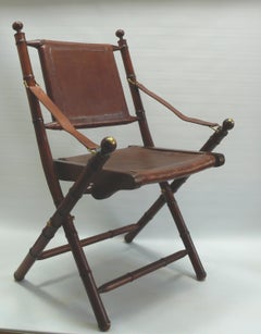 Sedia Campaigner del Medioevo - teak, pelle, ottone - stile coloniale