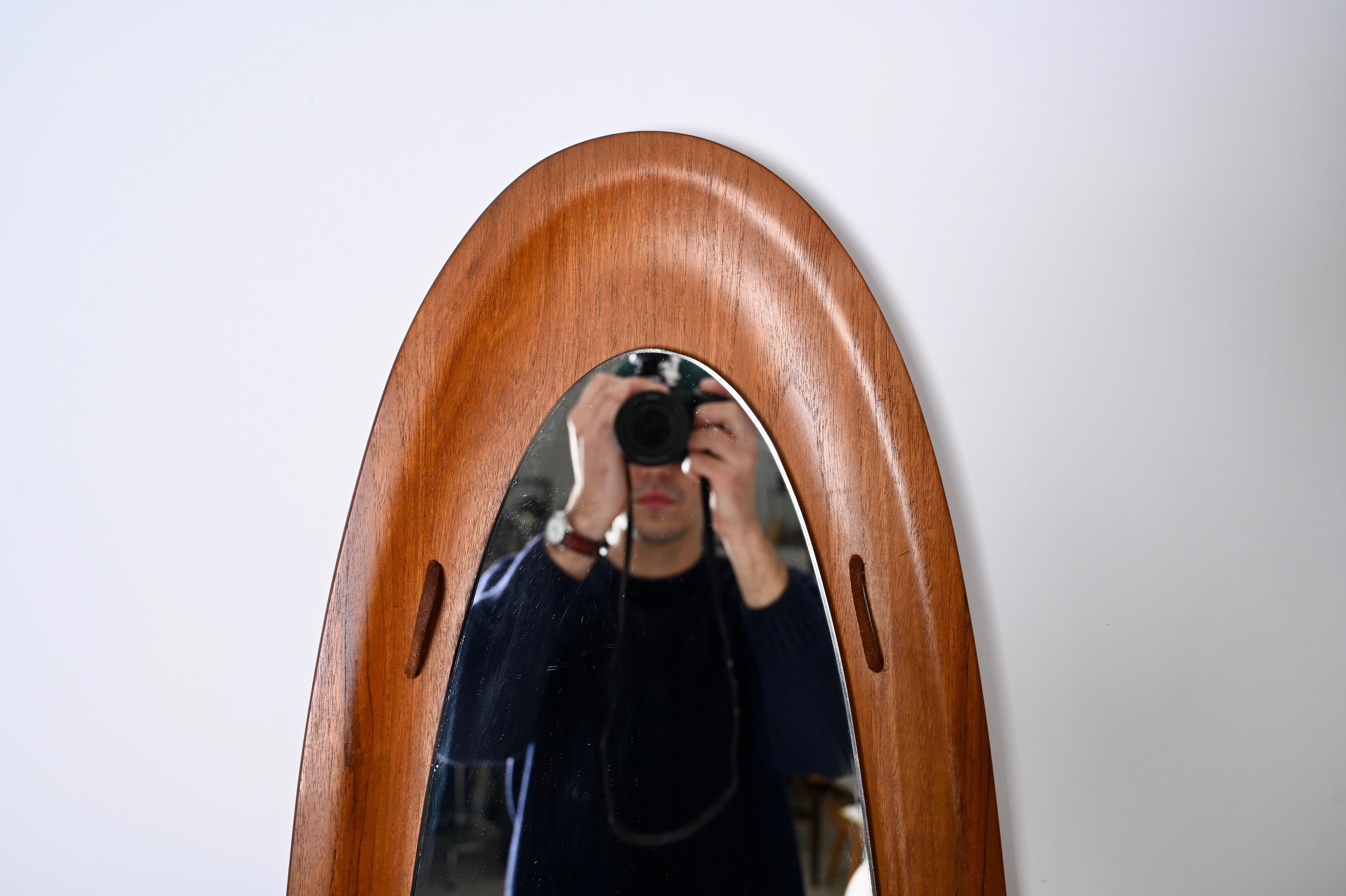 Mid-20th Century Mid-Century Campo & Graffi Curved Teak Wood Oval Wall Mirror, Italy, 1960s For Sale