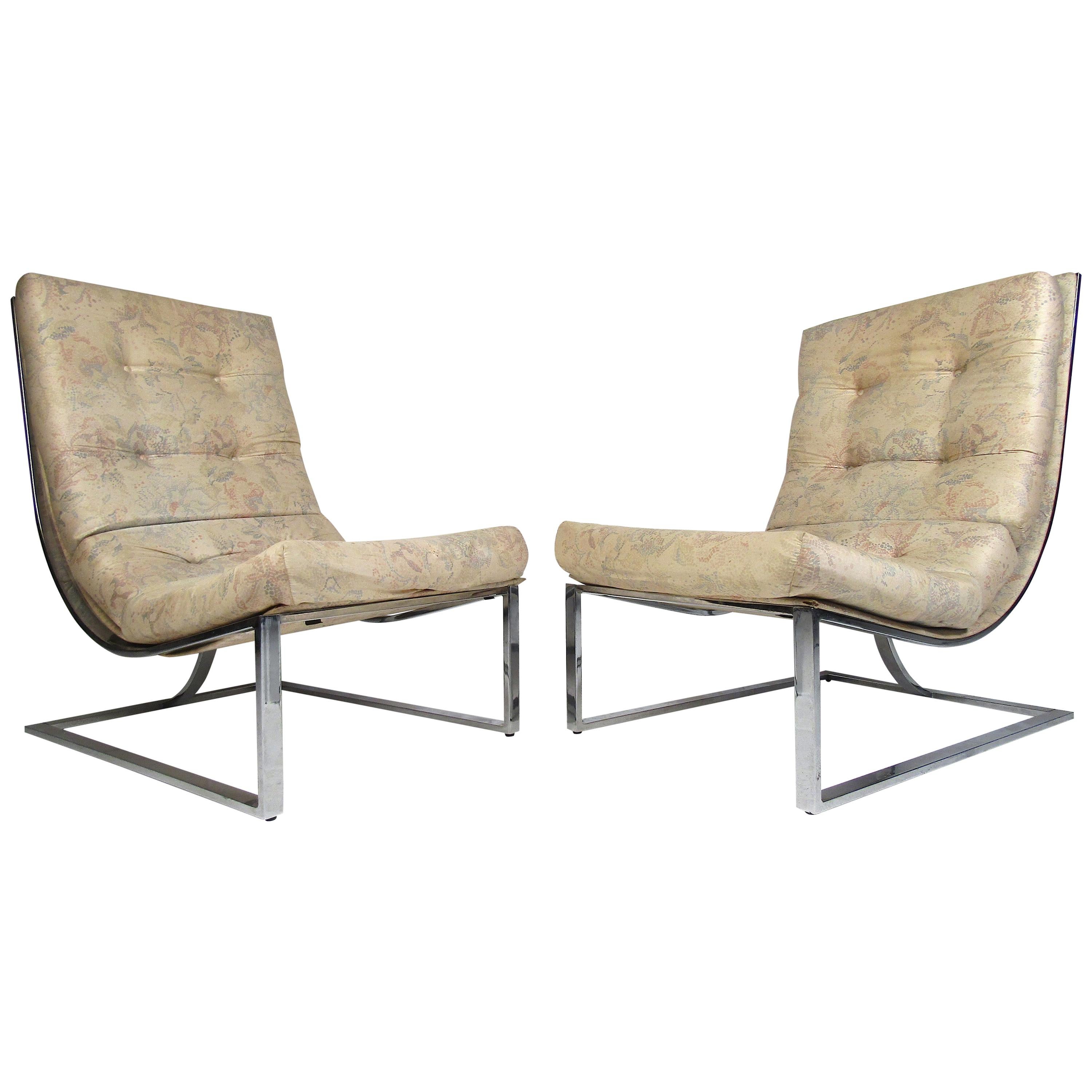 Midcentury Cantilevered Scoop Chairs, a Pair