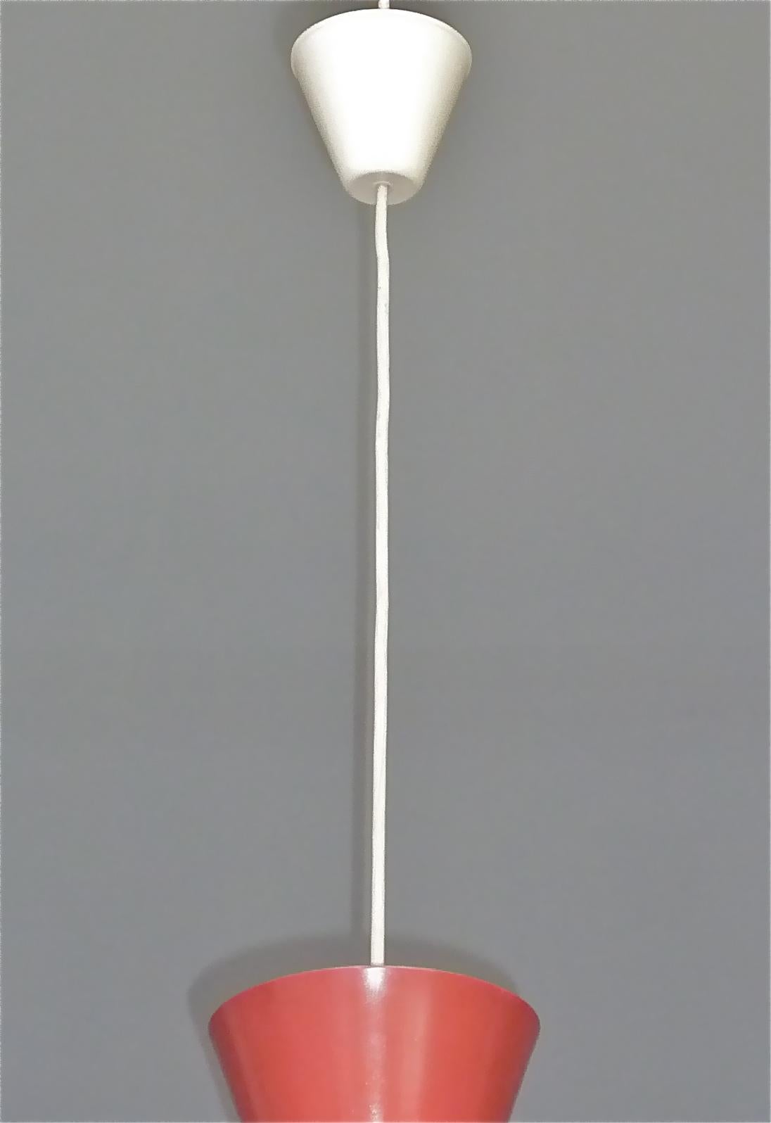 Émaillé Lampe à suspension BAG Turgi Diabolo Red Stilnovo Style Midcentury Carl Moore 1950s en vente