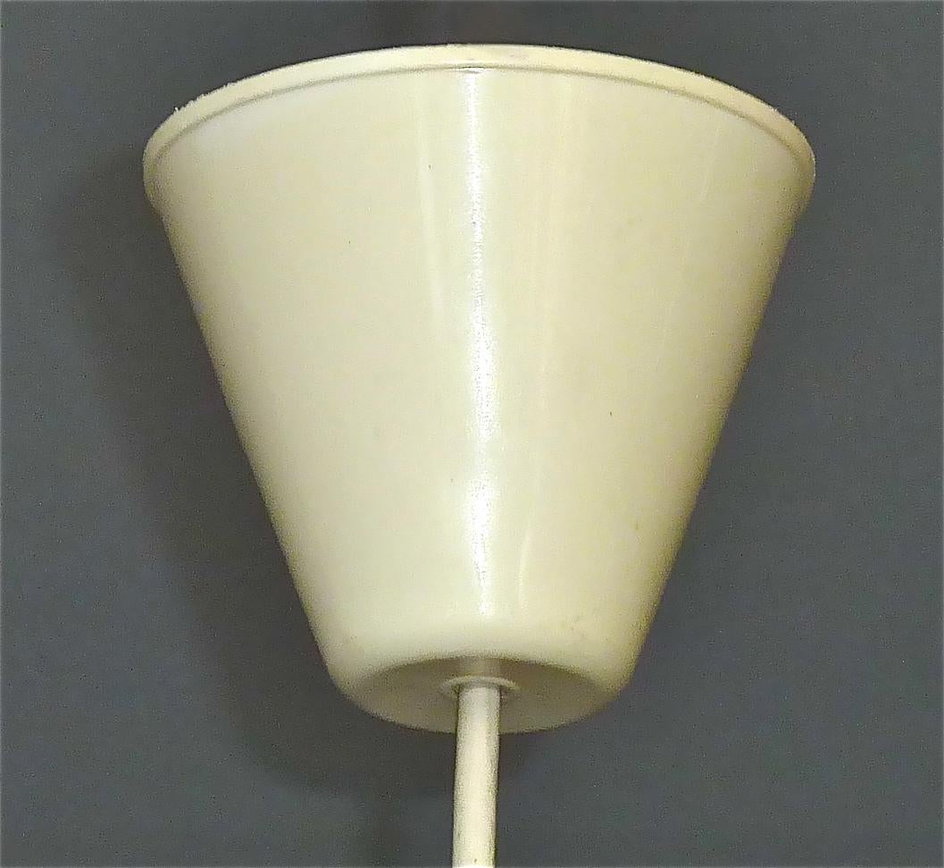 Lampe à suspension BAG Turgi Diabolo Red Stilnovo Style Midcentury Carl Moore 1950s Bon état - En vente à Nierstein am Rhein, DE