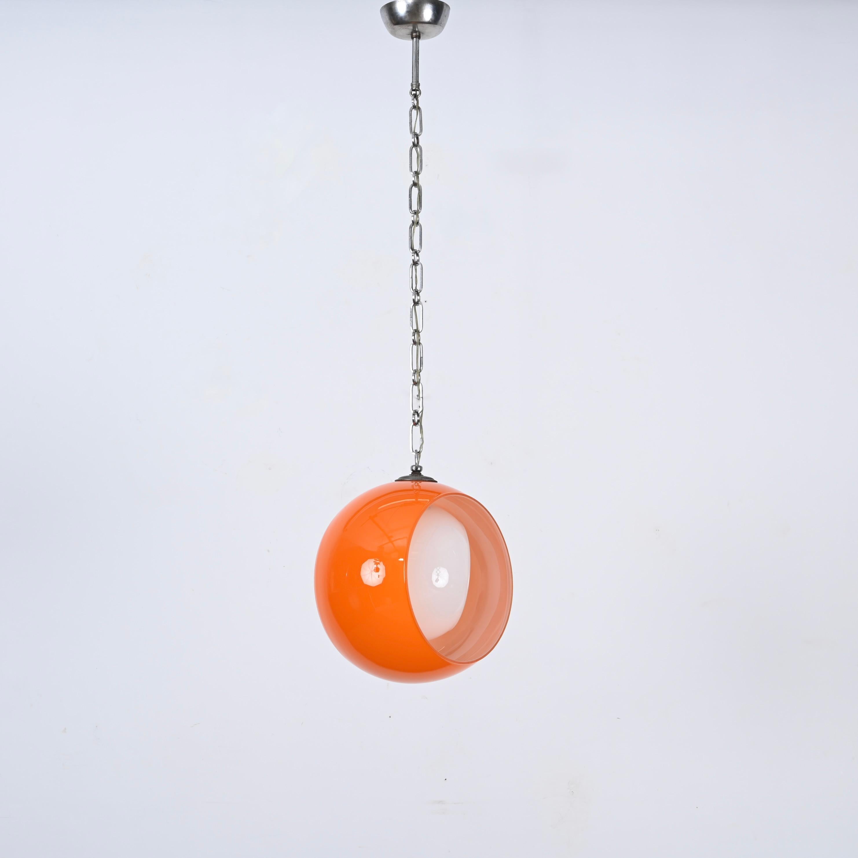 Lampe « Eclipse » en verre de Murano orange de Nason pour Mazzega, Italie, années 1960 en vente 4