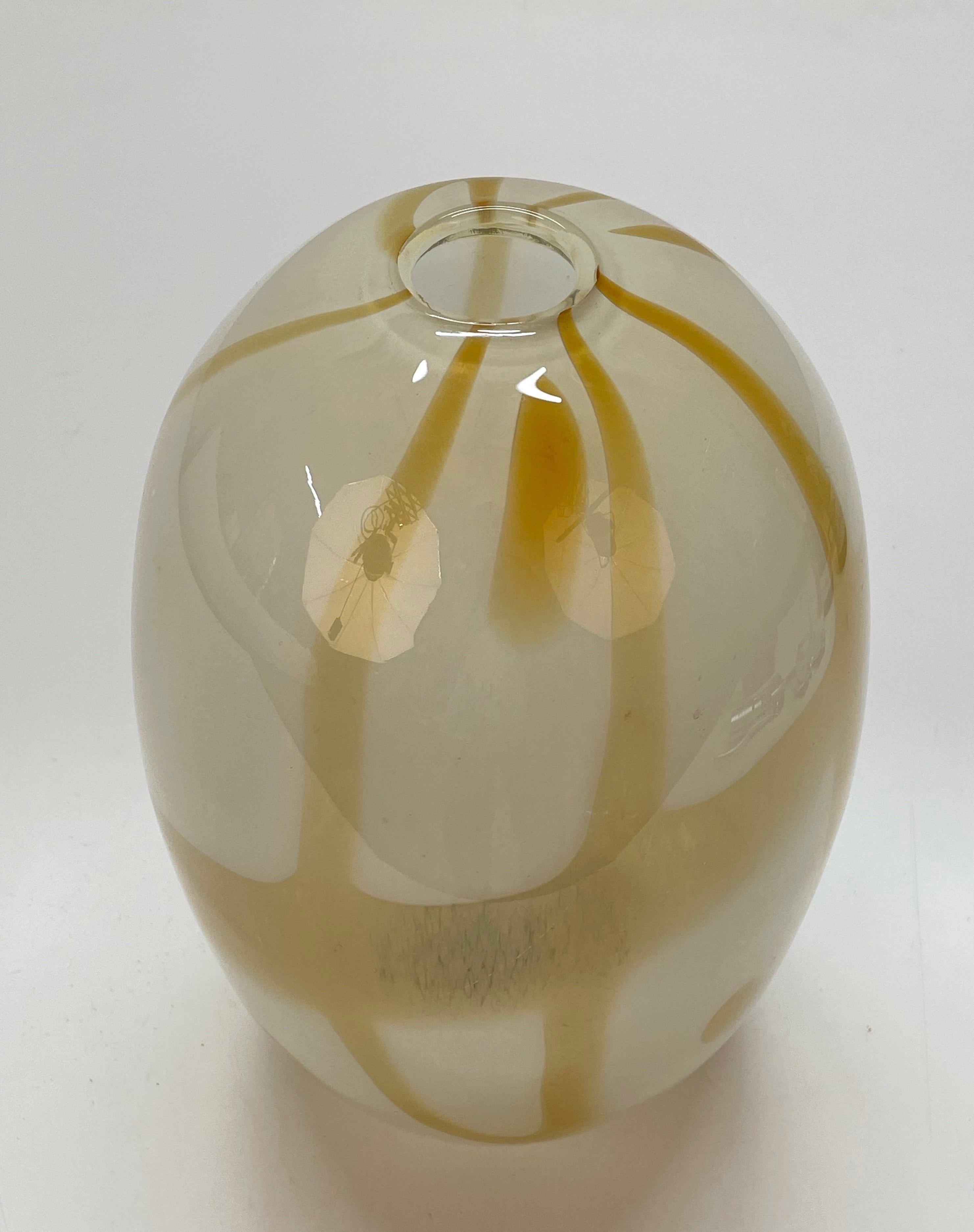 Midcentury Carlo Scarpa Light Beige Murano Glass Italian Vase for Venini, 1960s 5