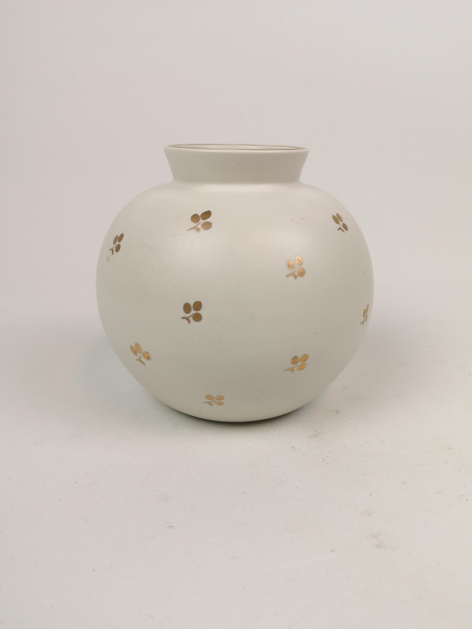 Midcentury Carrara Vase and Bowl by Gustavsberg Wilhelm Kåge, 1940s 2