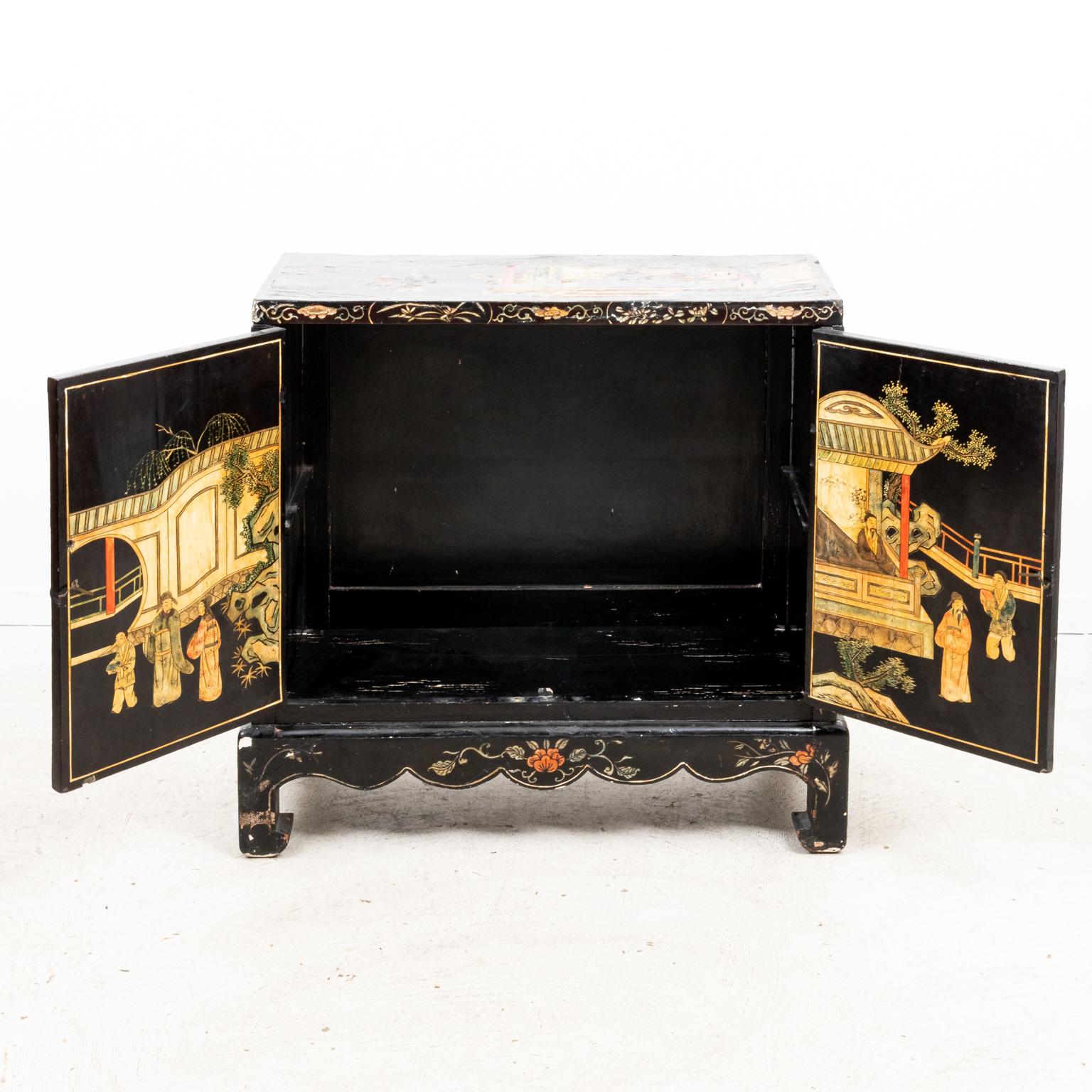 Midcentury Carved Chinoiserie Cabinet 5