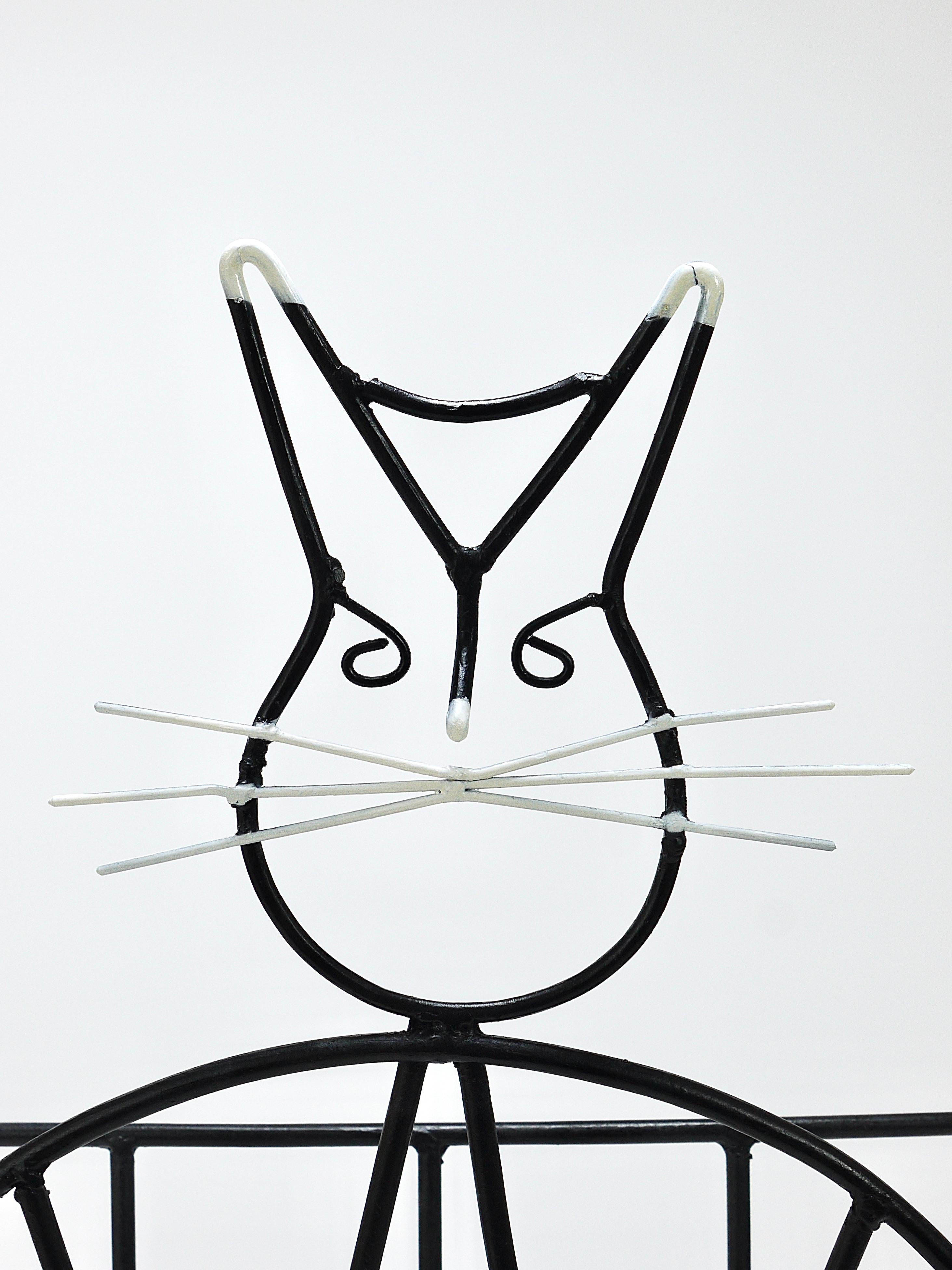 Midcentury Cat Shaped Magazine Stand or Record Rack, Iron, Italy, 1950s For Sale 11