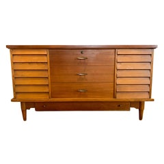 Midcentury Cedar Blanket Chest Storage Cabinet by Altavista, Lane Furniture
