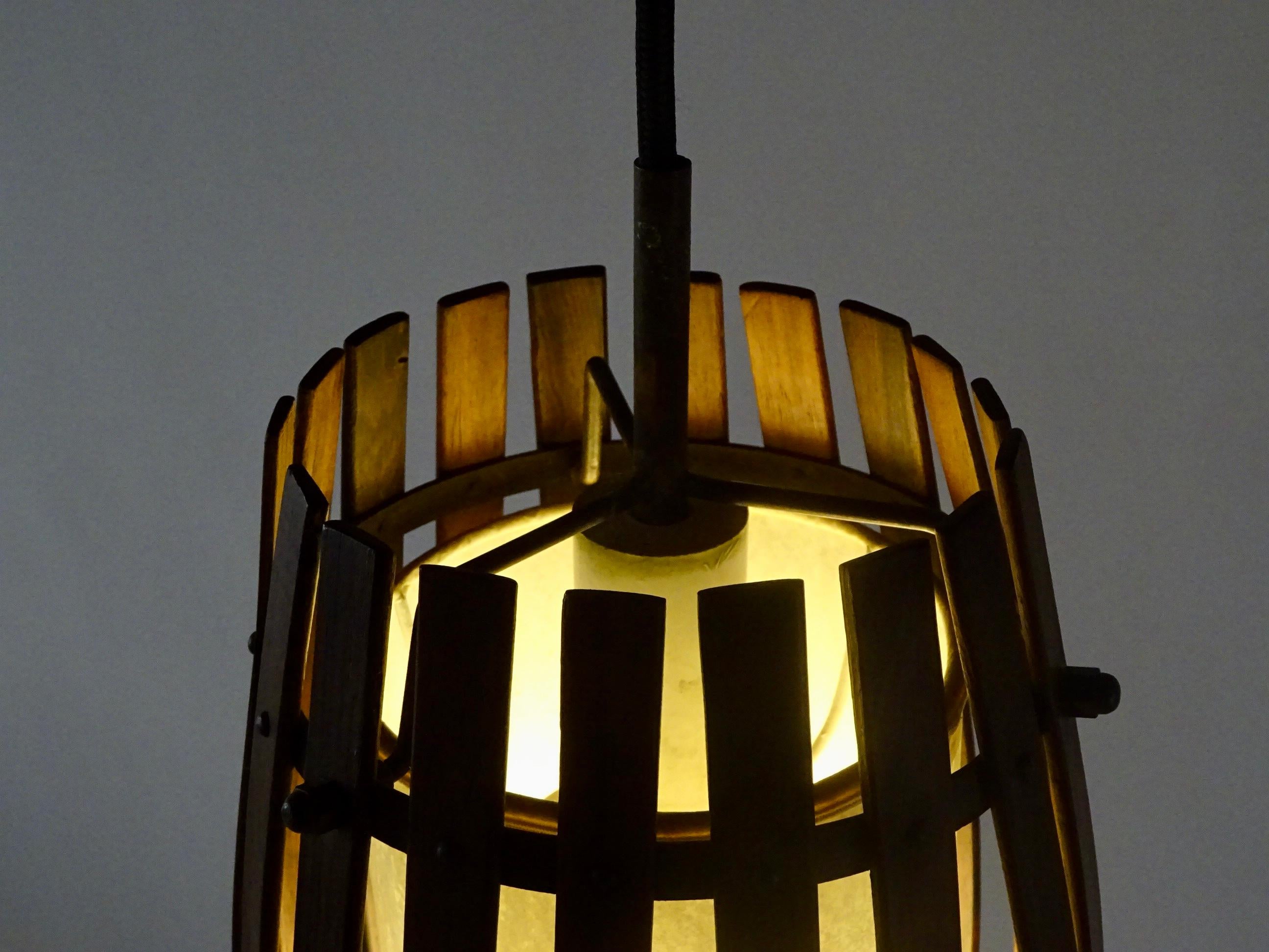 Ottone Lampada da soffitto di metà secolo di 