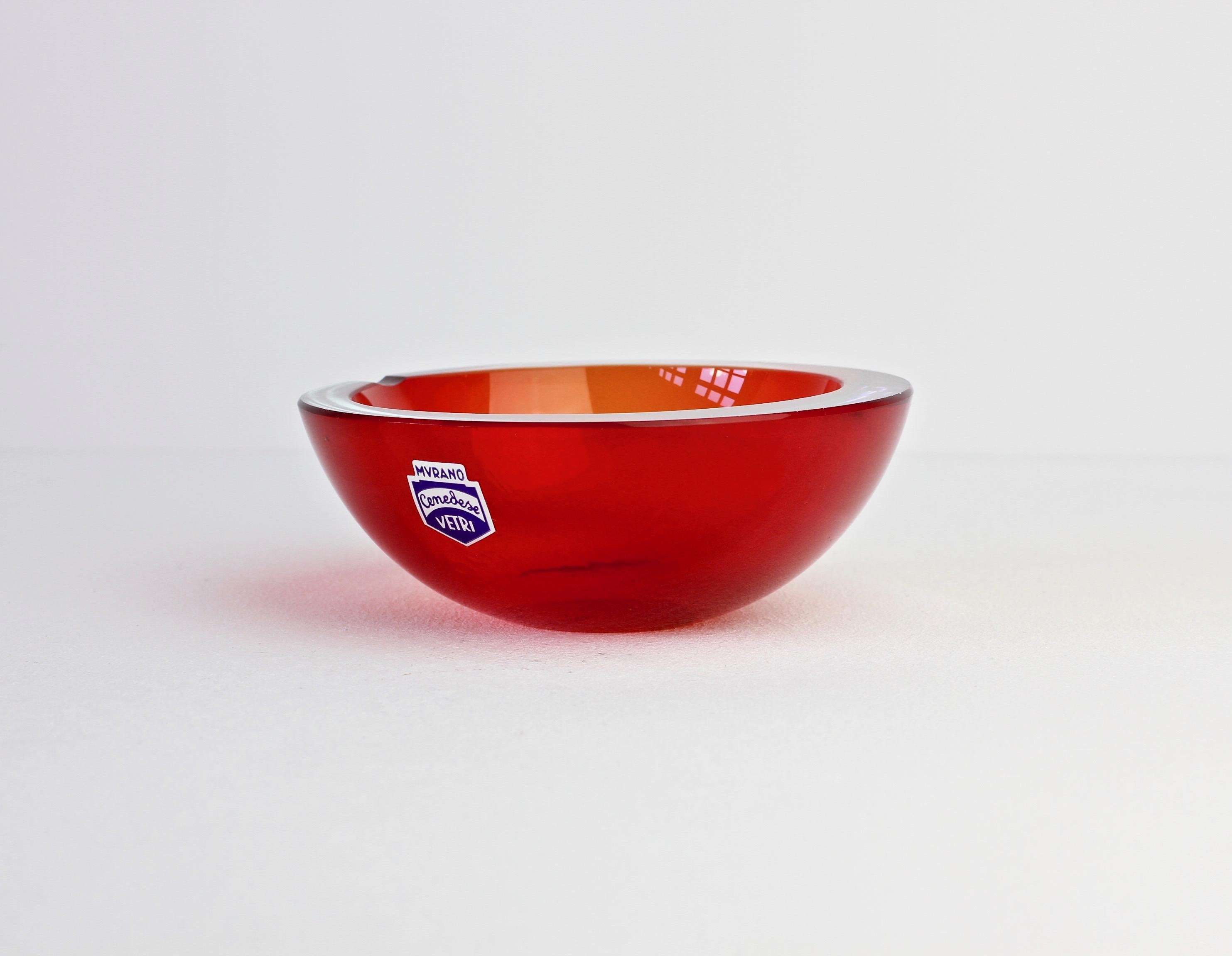 A beautiful vintage midcentury Murano glass ashtray or bowl signed by Cenedese, circa 1960. Beautifully understated and elegantly simple 'Sommerso' glass, resulting is a simply mesmerizing piece of midcentury Italian art glass.

 