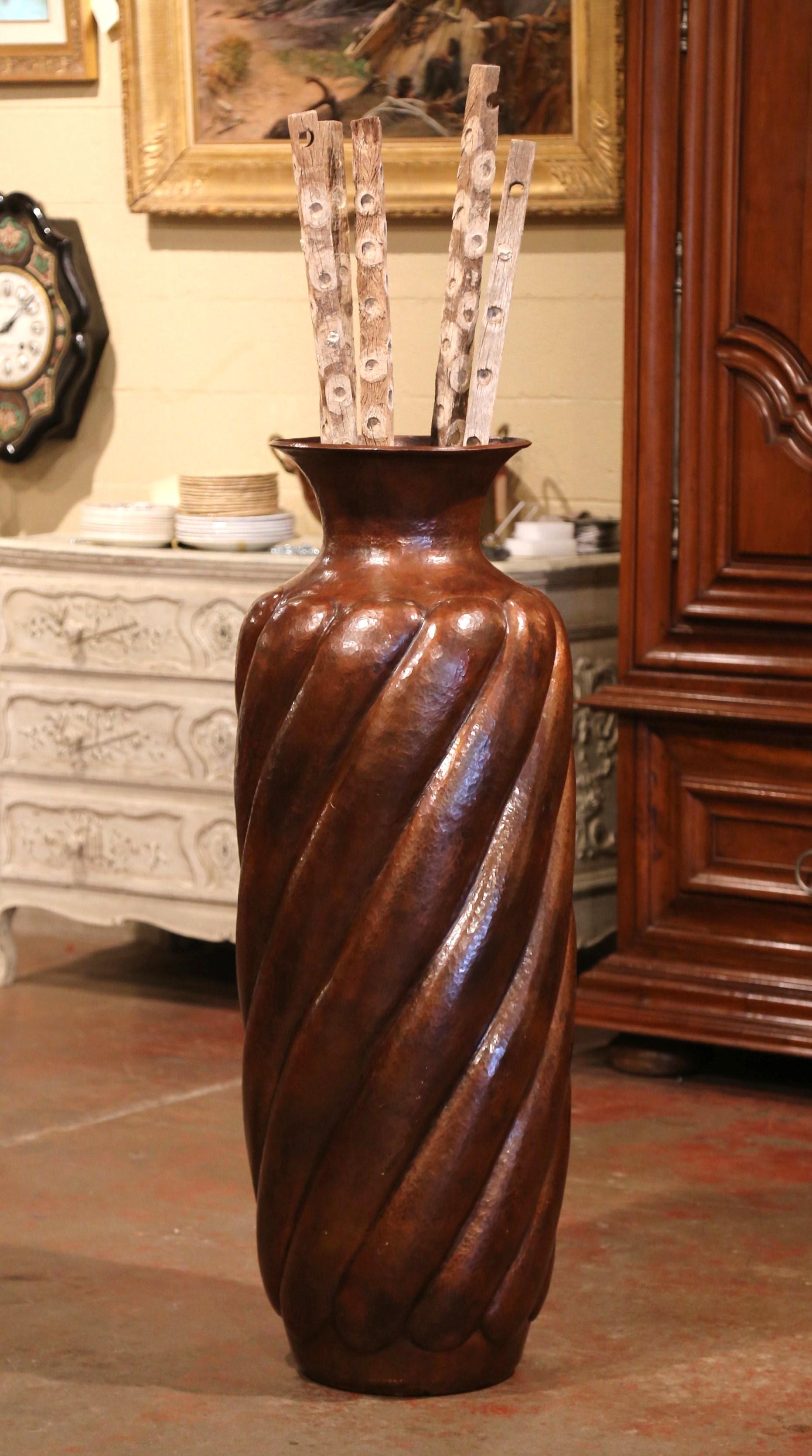 Patinated Midcentury Century Tall Mexican Hammered Copper Floor Vase