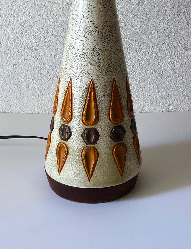 Midcentury Ceramic and Wood Lamp For Sale at 1stDibs