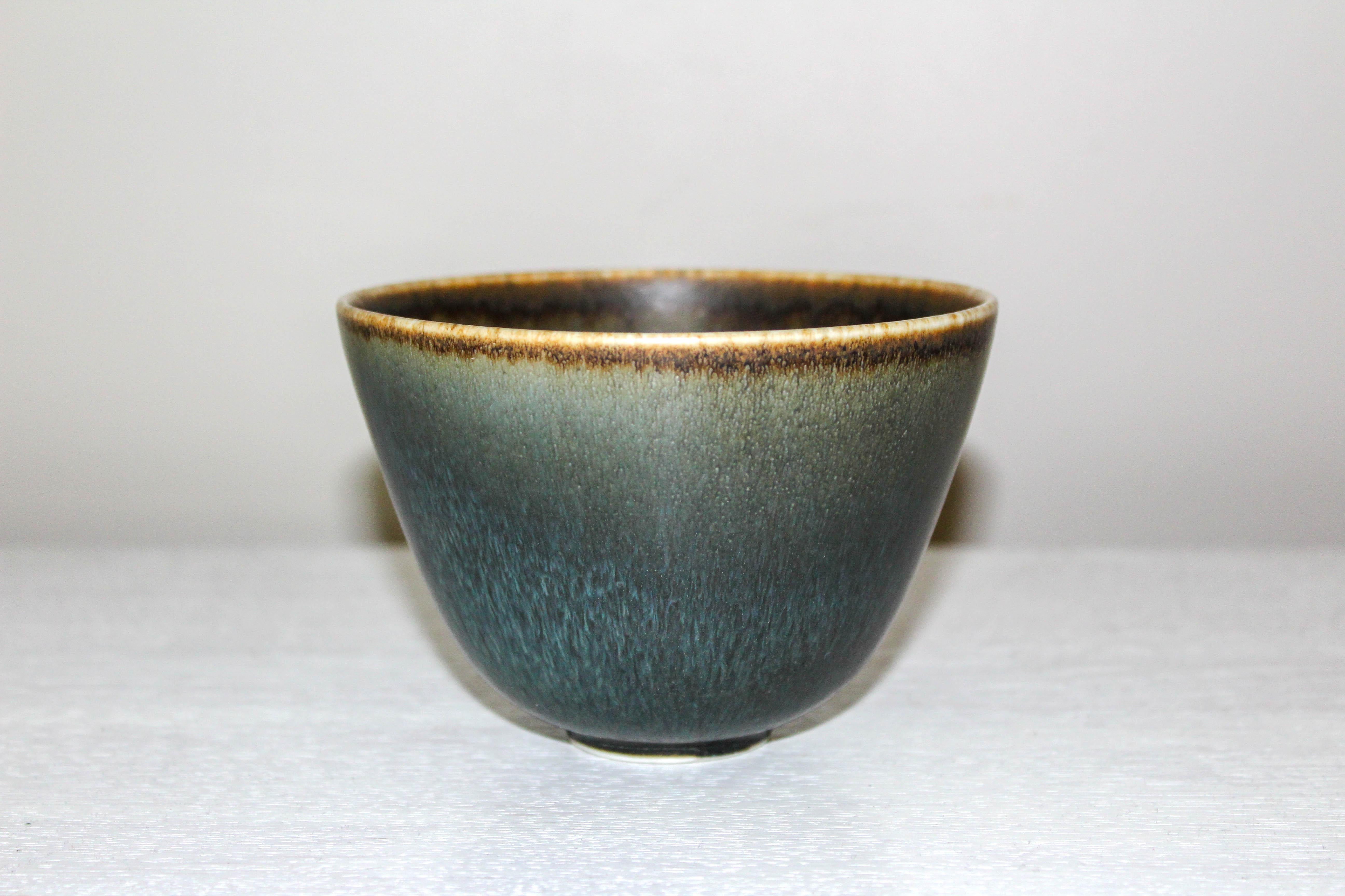 Scandinavian Modern Midcentury Ceramic Bowl by Gunnar Nylund for Rörstrand
