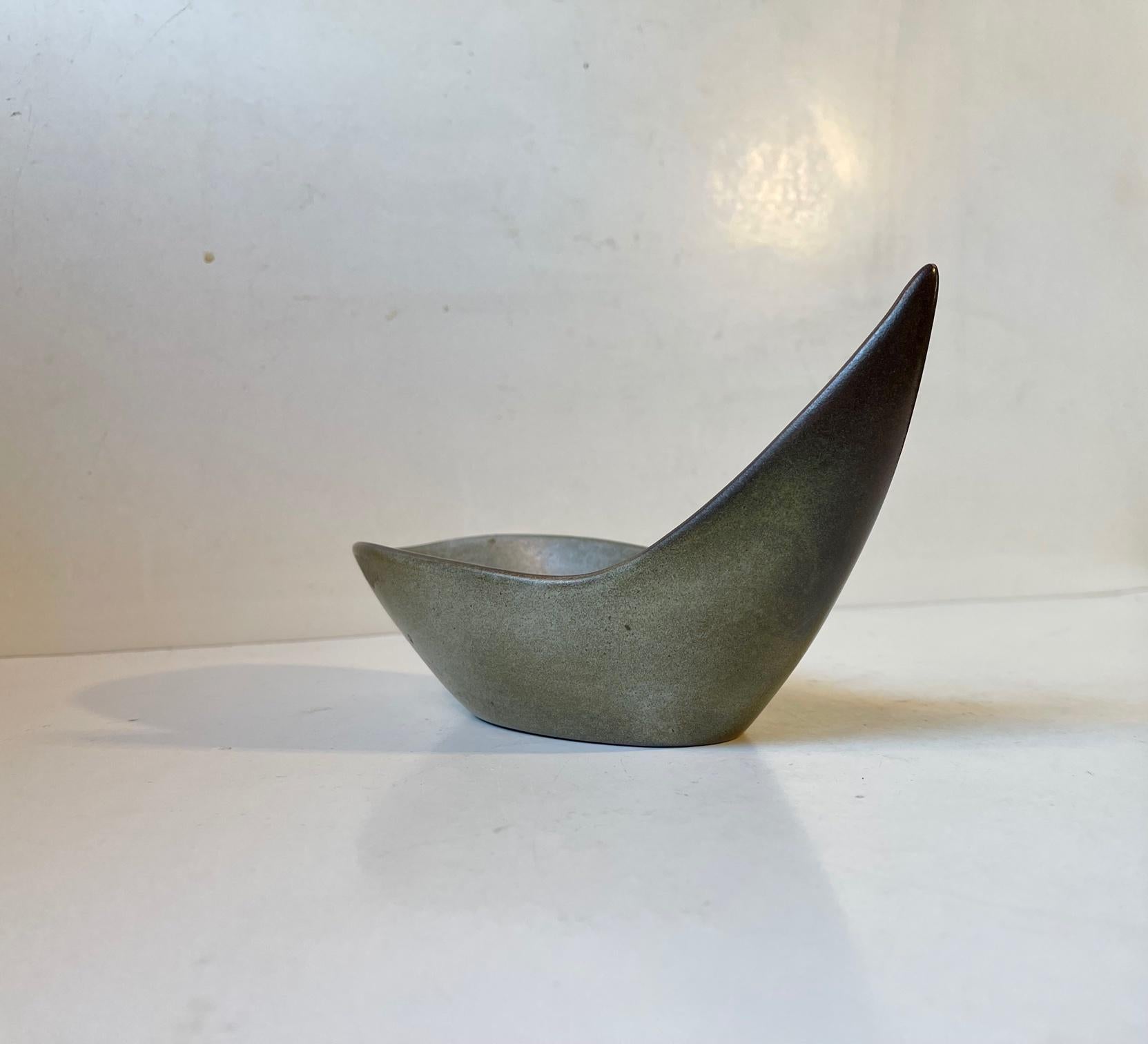 Mid-Century Modern Midcentury Ceramic Bowl by René Maurel, Vallauris School, 1950s For Sale