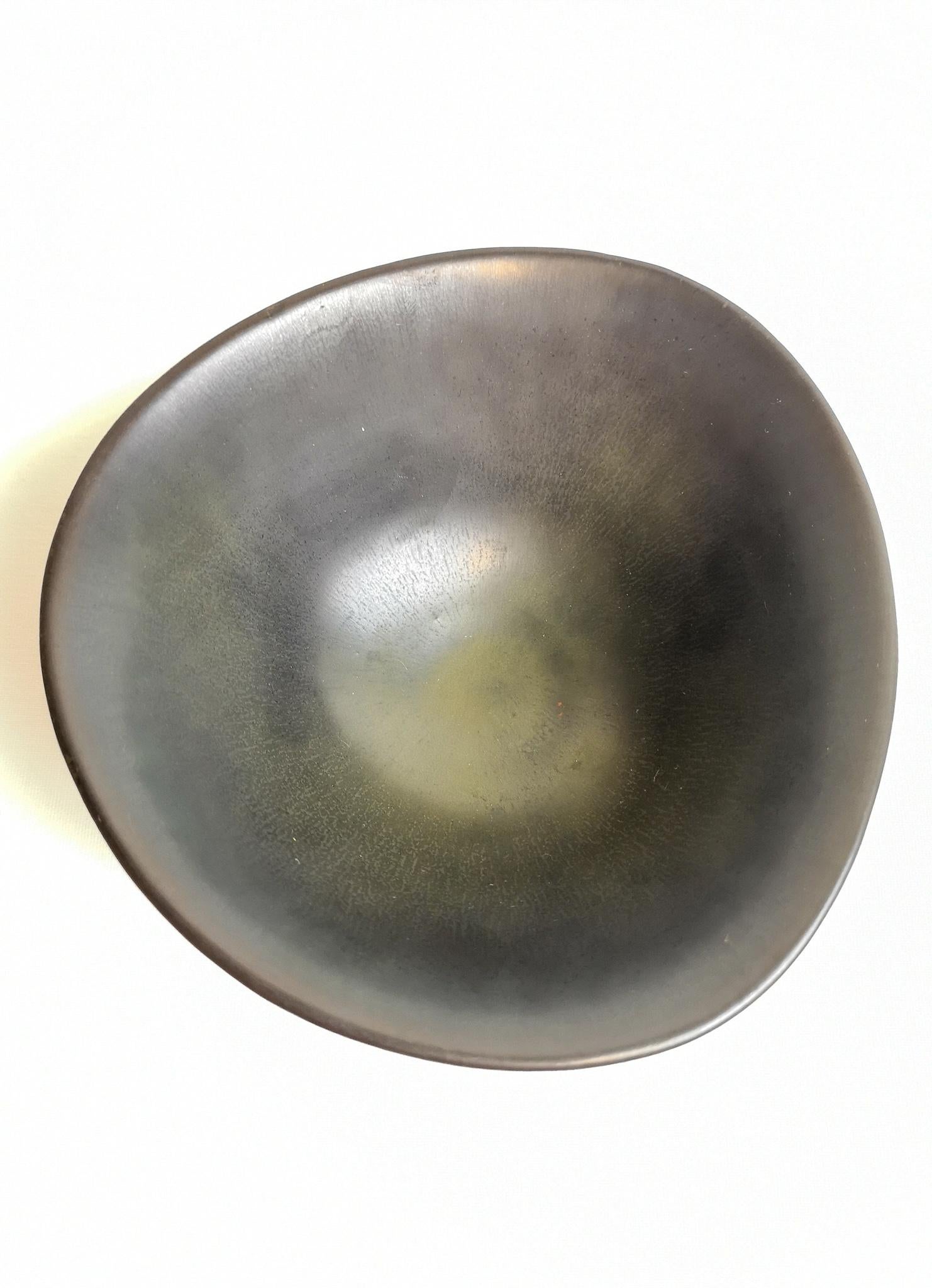 Swedish Midcentury Ceramic Bowl Carl-Harry Stålhane Rörstrand, Sweden, 1950s
