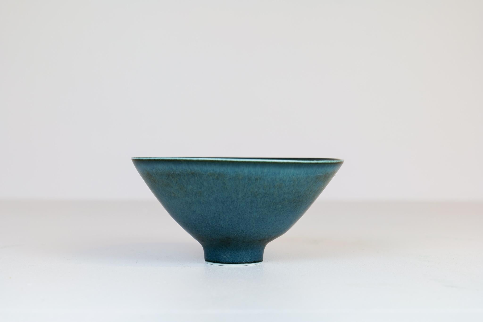 Mid-Century Modern Midcentury Ceramic Bowl Rörstrand Carl Harry Stålhane, Sweden, 1950s For Sale