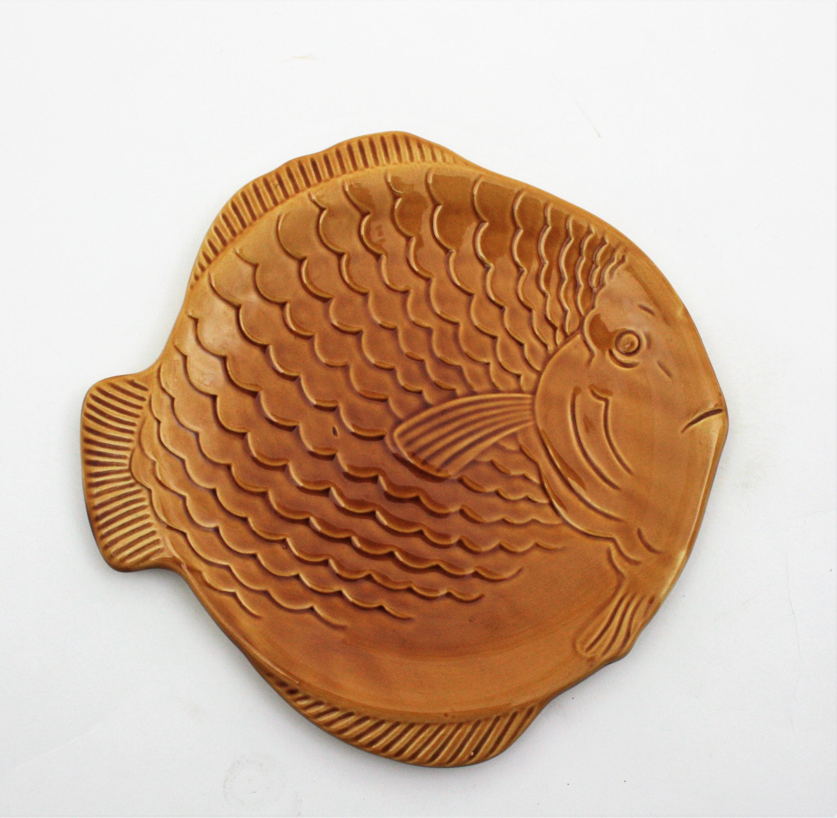 Midcentury Ceramic Fish Plates Wall Composition / Wall Decoration For Sale 7