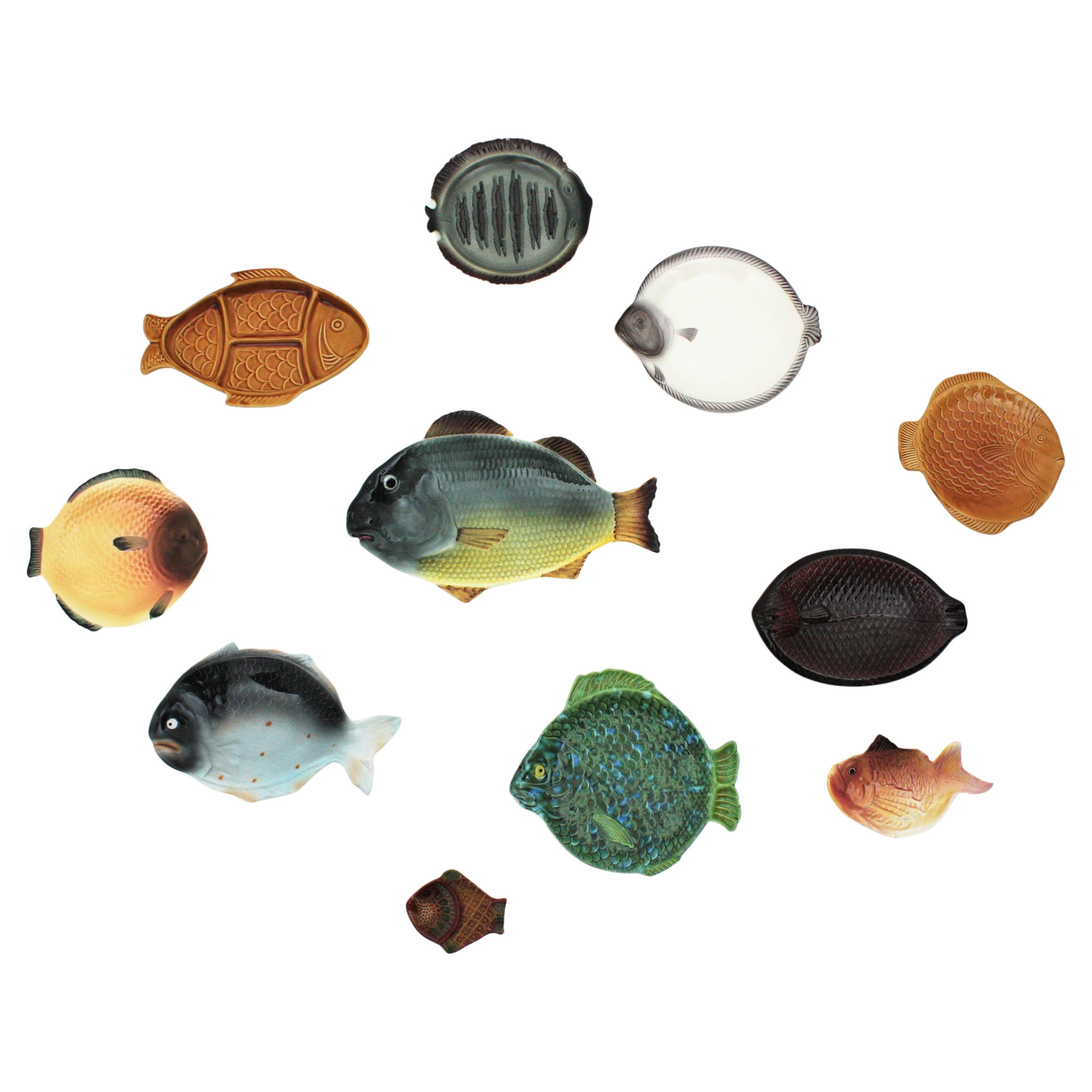 Plaques de poissons en cramique du milieu du sicle Composition murale / Dcoration murale