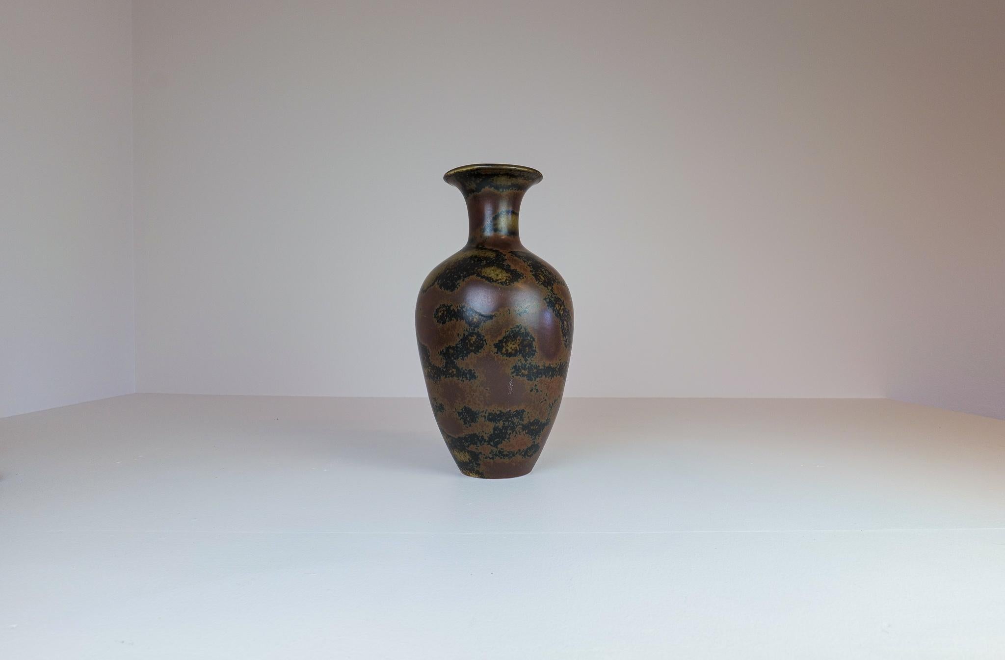 Mid-Century Modern Midcentury Ceramic Floor Vase Rörstrand Gunnar Nylund AKT, Sweden