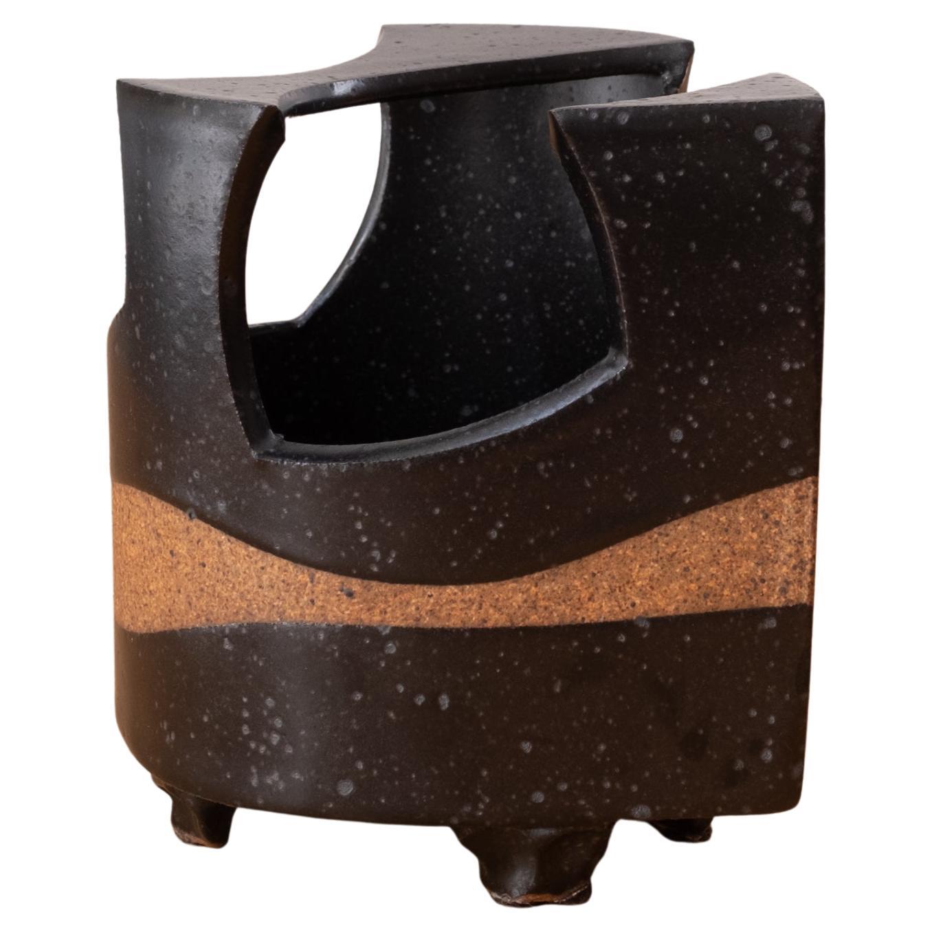 Vaso scultura Ikebana in ceramica del Medioevo, Giappone 1960