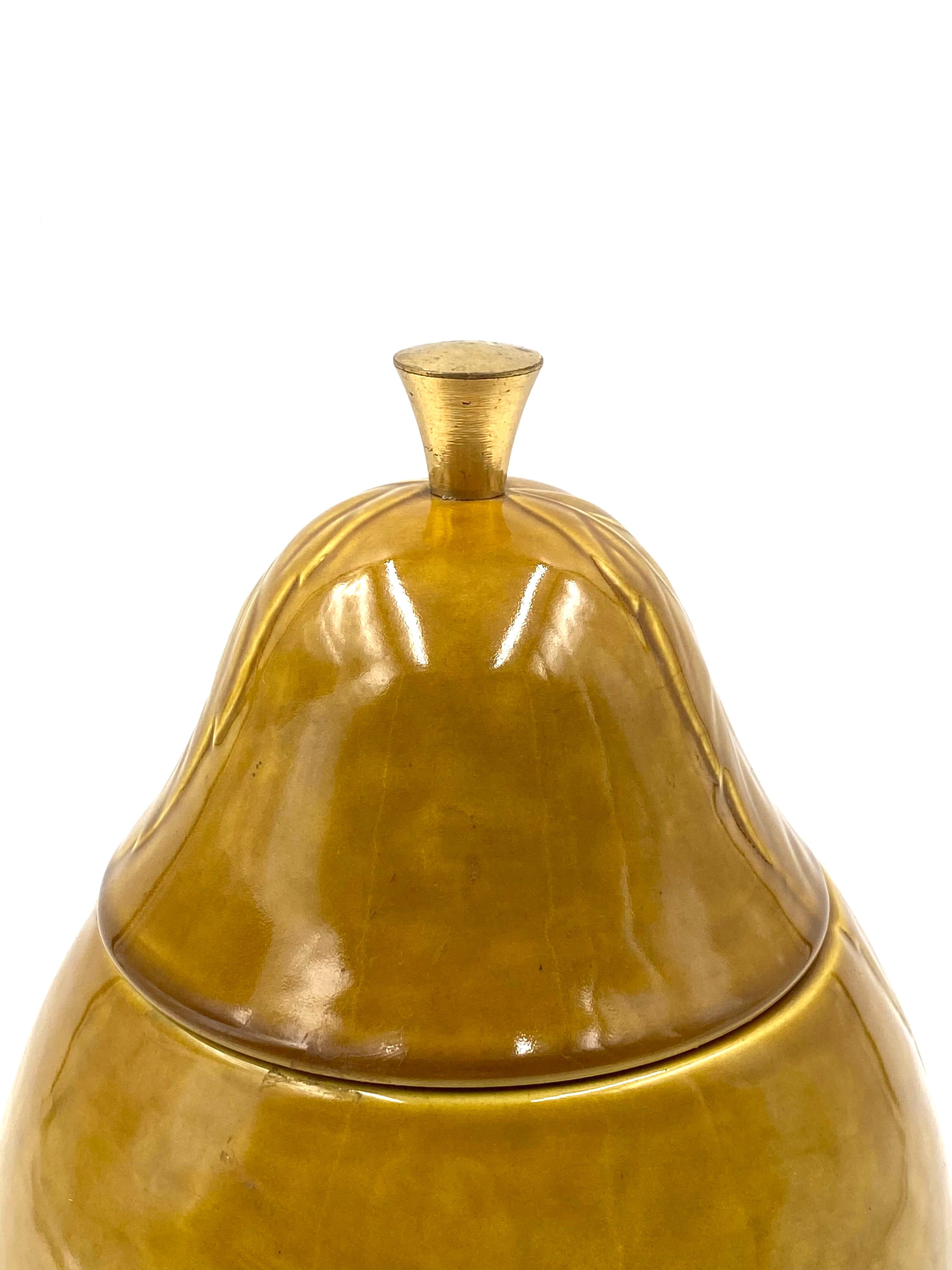 Midcentury ceramic pear shaped ice bucket, France 1960s For Sale 6