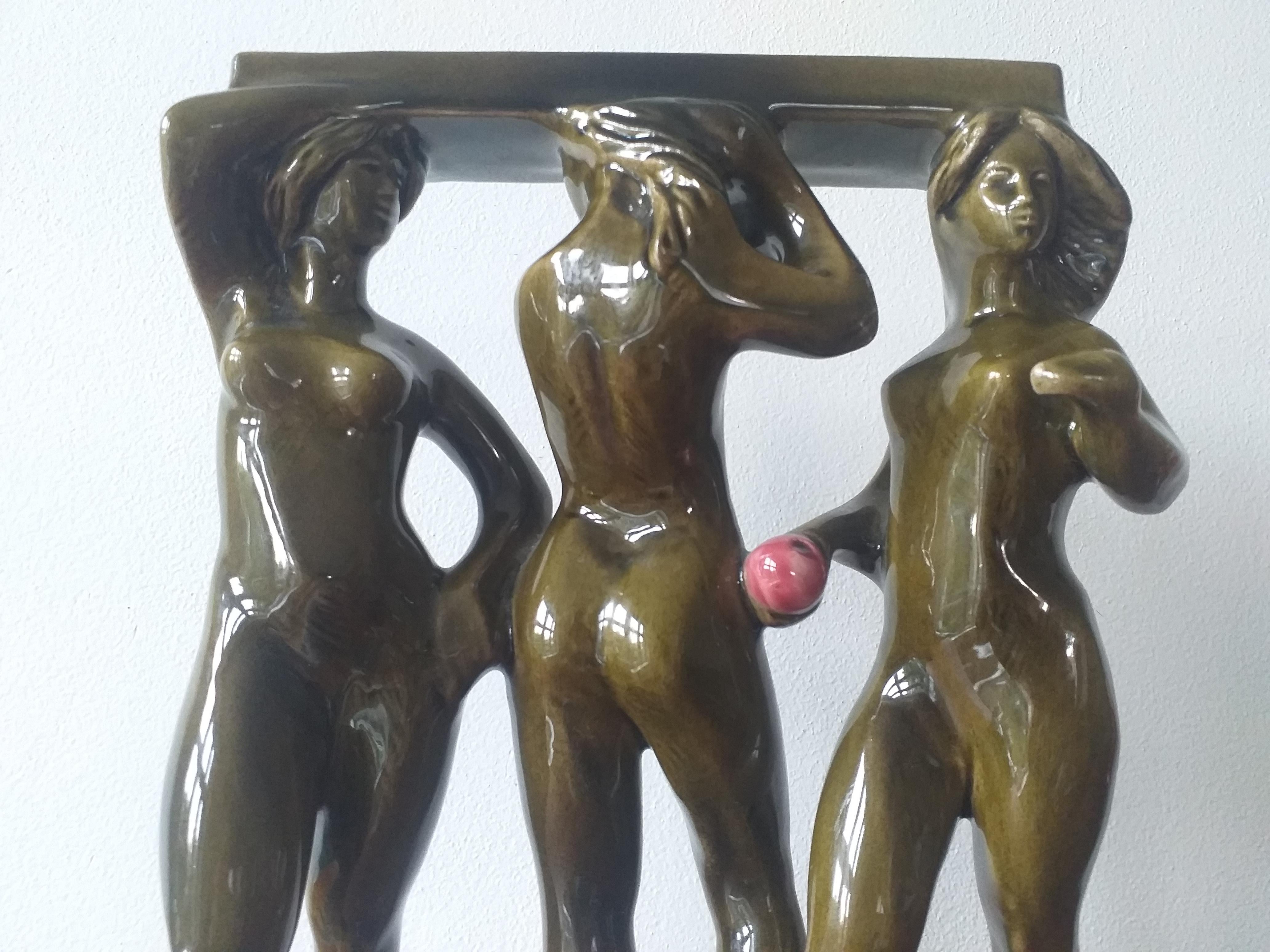Midcentury Ceramic Sculpture of Women, Three Graces, Design Zdenek Farnik, 1960s In Good Condition For Sale In Praha, CZ