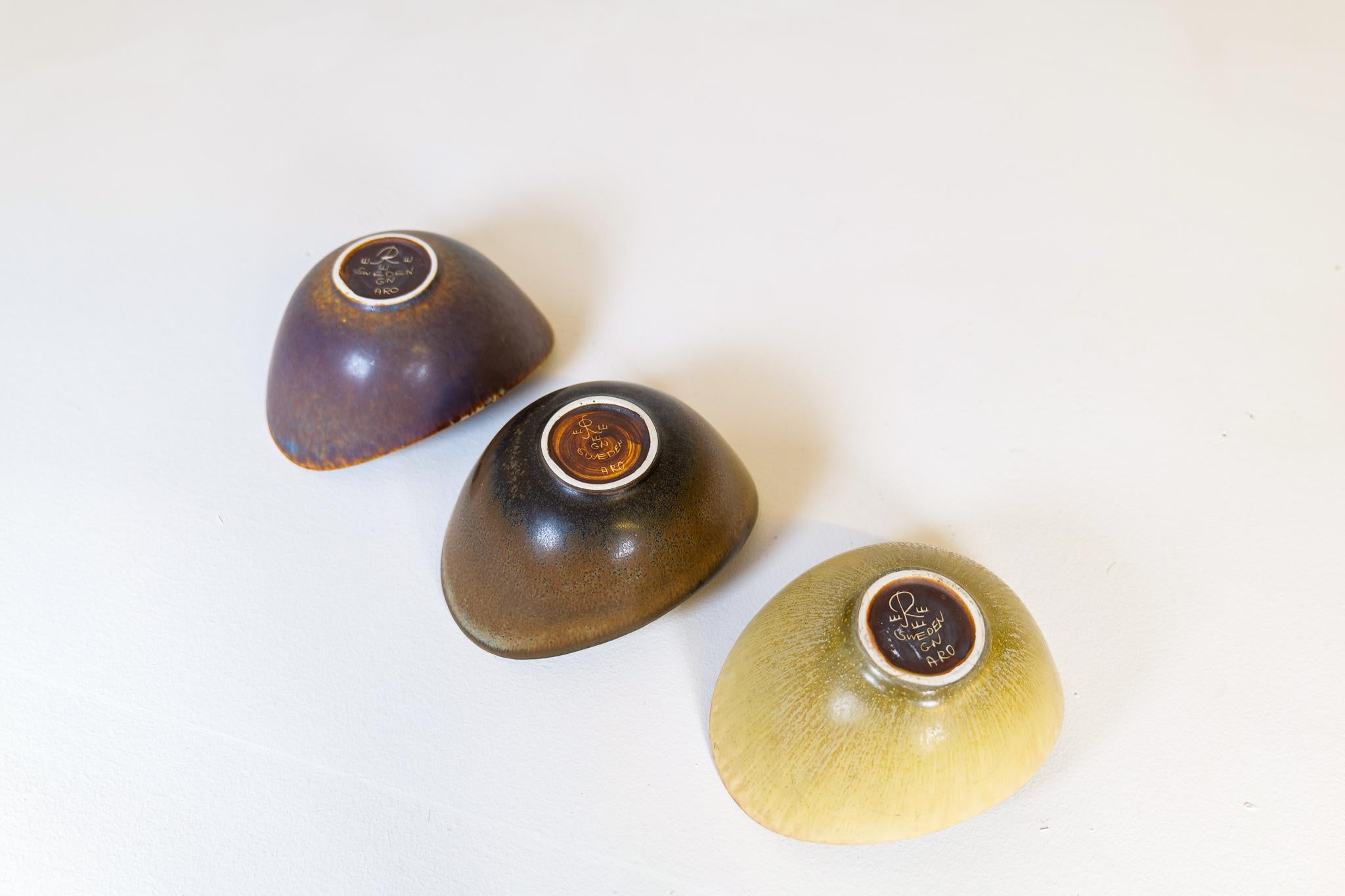 Midcentury Modern Ceramic set of 3 Bowls Gunnar Nylund Rörstrand, Sweden For Sale 11