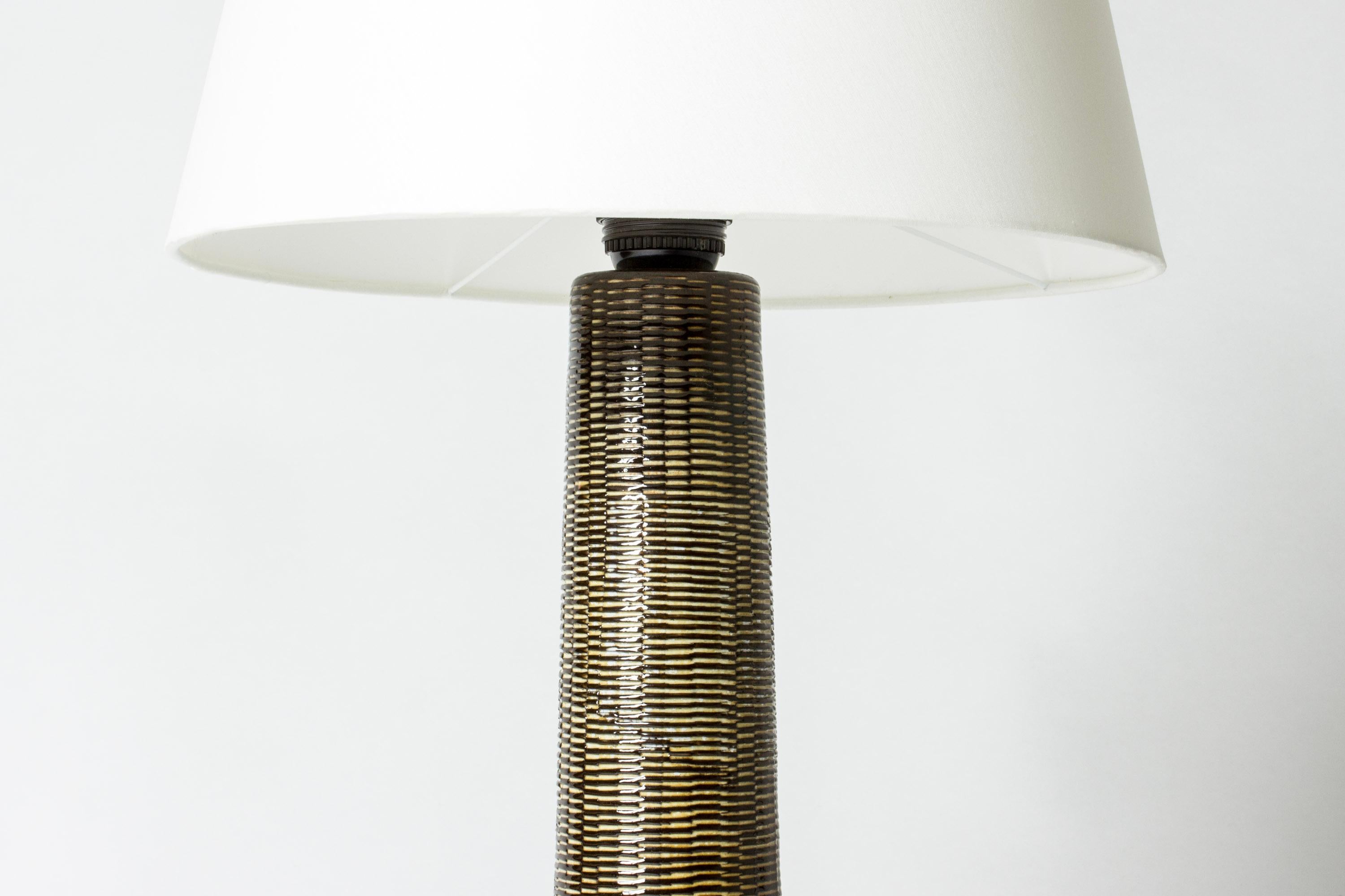 Scandinavian Modern Midcentury Ceramic Table lamp by Ingrid Atterberg, Upsala Ekeby, Sweden, 1950s