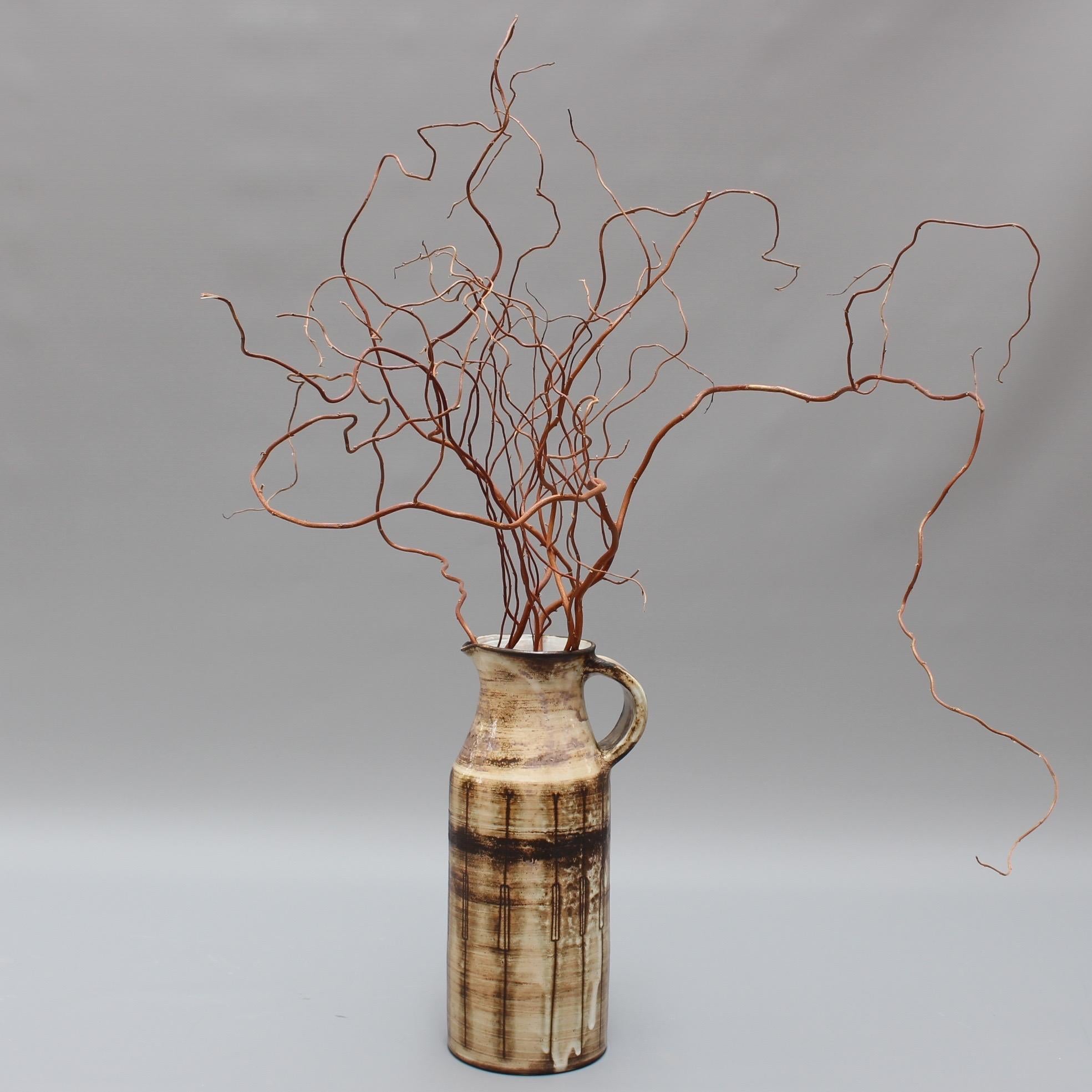 Vaso in ceramica del Medioevo di Jacques Pouchain, Atelier A Dieulefit, circa 1960 in vendita 3