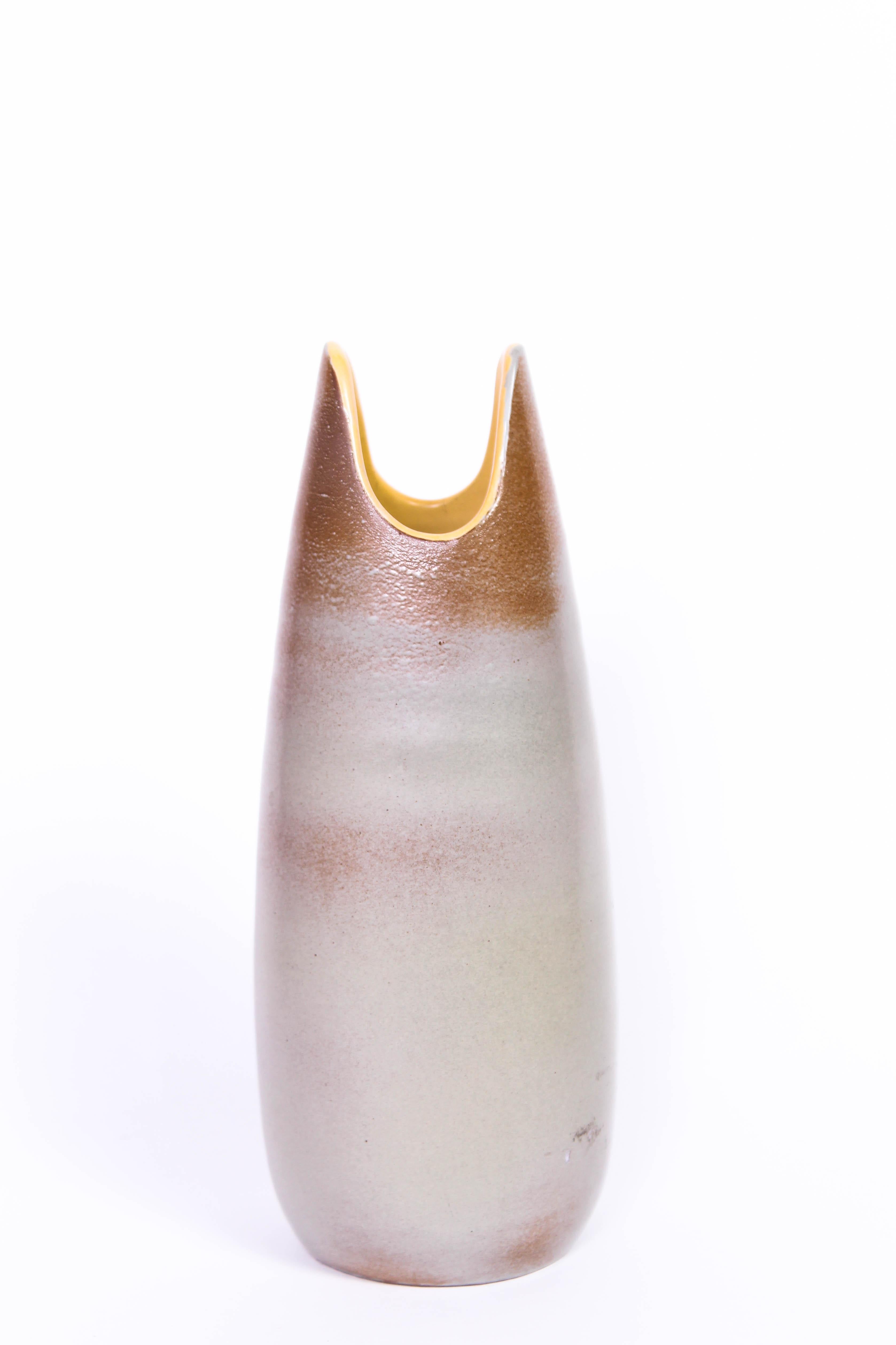 Scandinavian Modern Midcentury Ceramic Vase by Mari Simmulson for Upsala-Ekeby For Sale