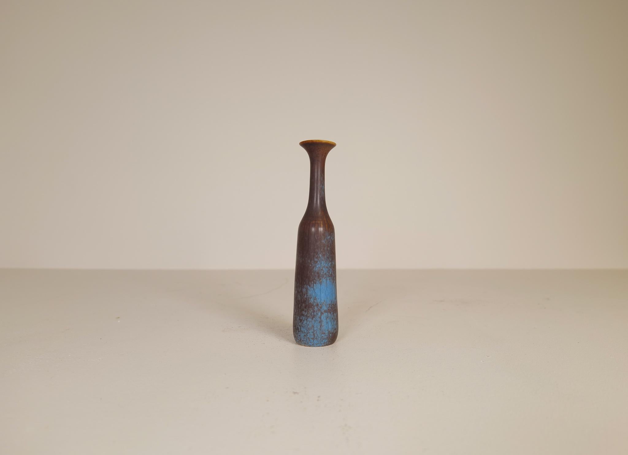 Mid-Century Modern Midcentury Modern Ceramic Vase Gunnar Nylund Rörstrand, Sweden, 1950s