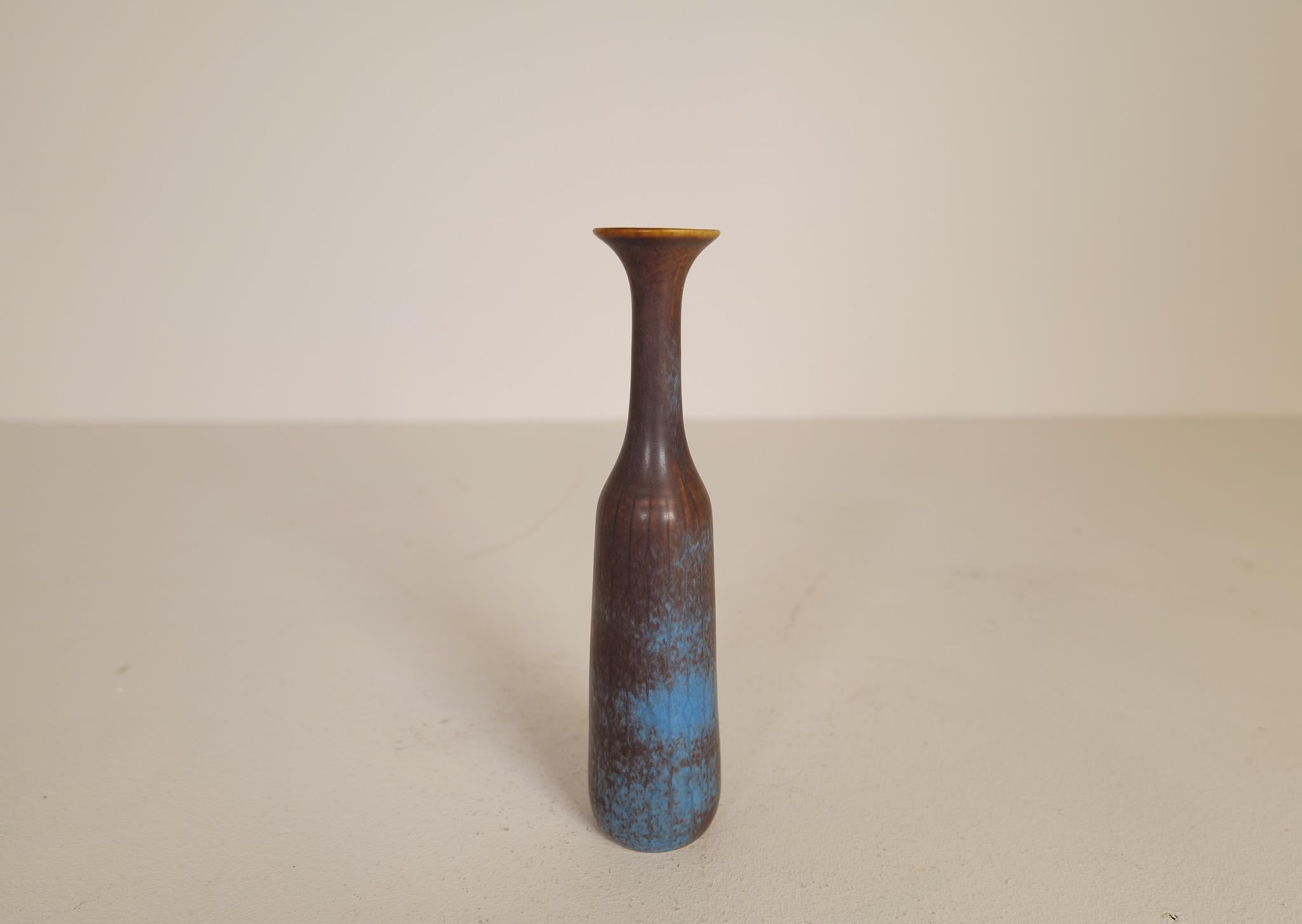 Swedish Midcentury Modern Ceramic Vase Gunnar Nylund Rörstrand, Sweden, 1950s