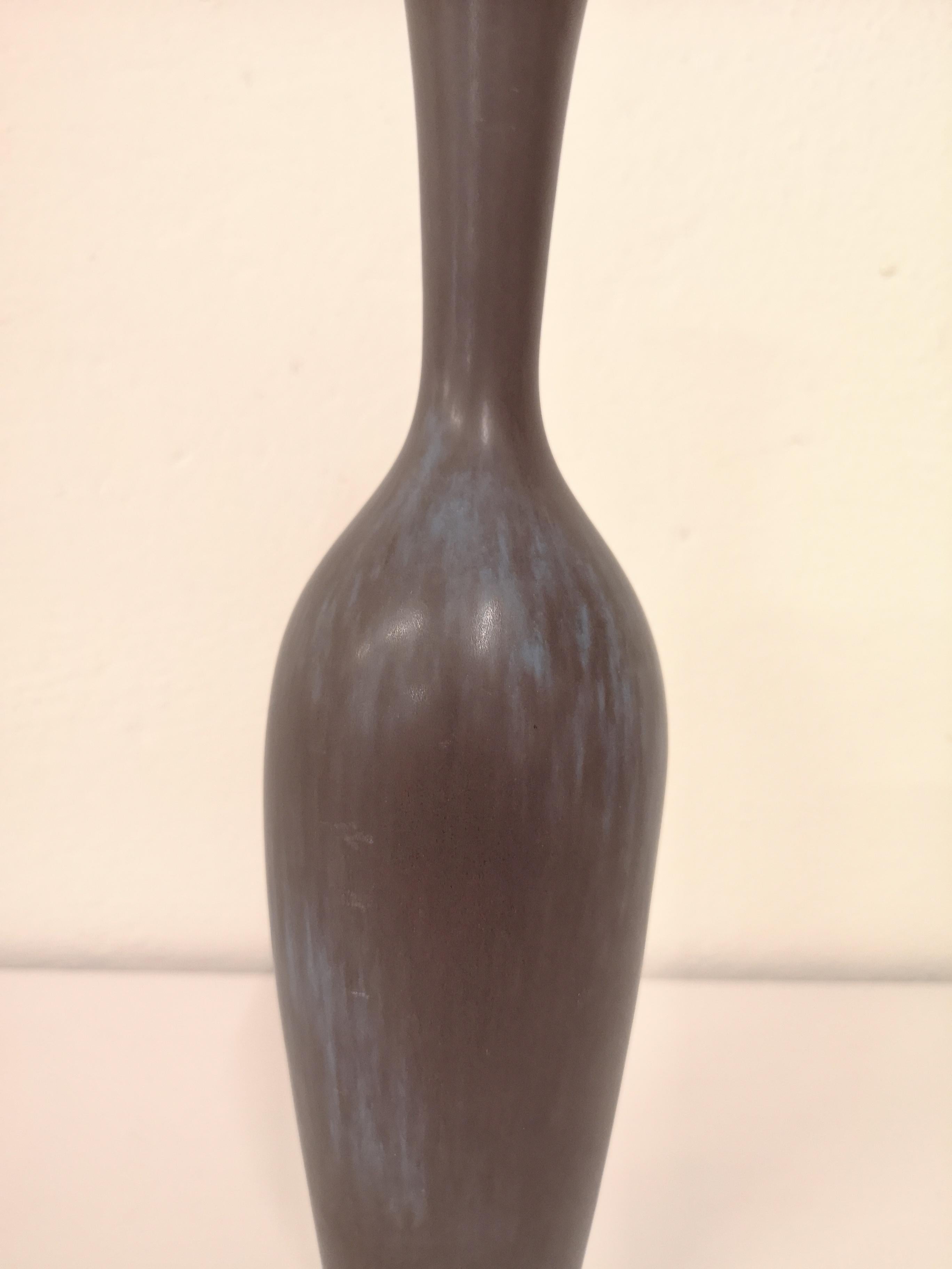 Vase en céramique du milieu du siècle Gunnar Nylund Rörstrand:: Suède en vente 1