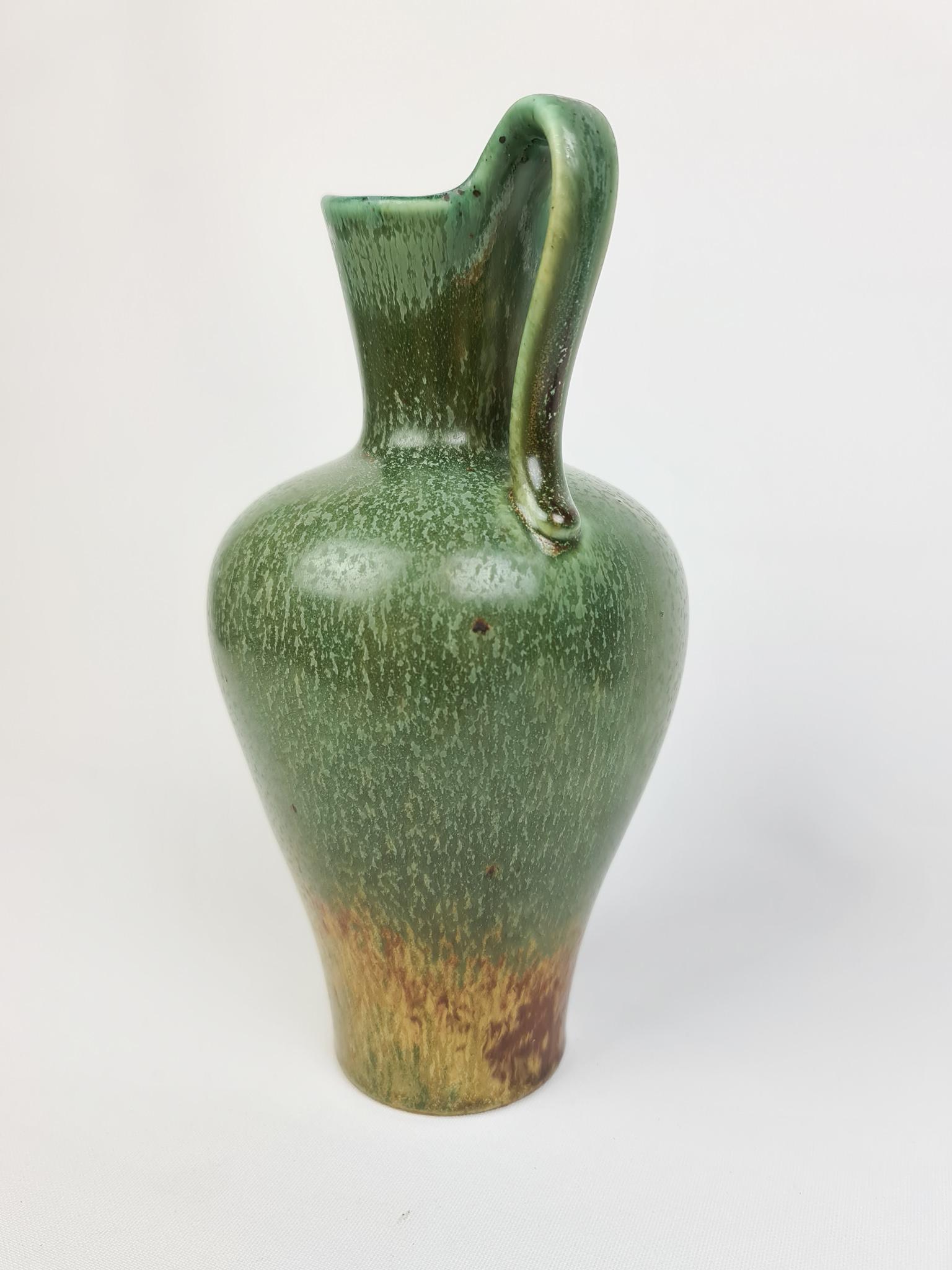 Suédois Vase en céramique moderne du milieu du siècle Rörstrand Gunnar Nylund, Suède en vente