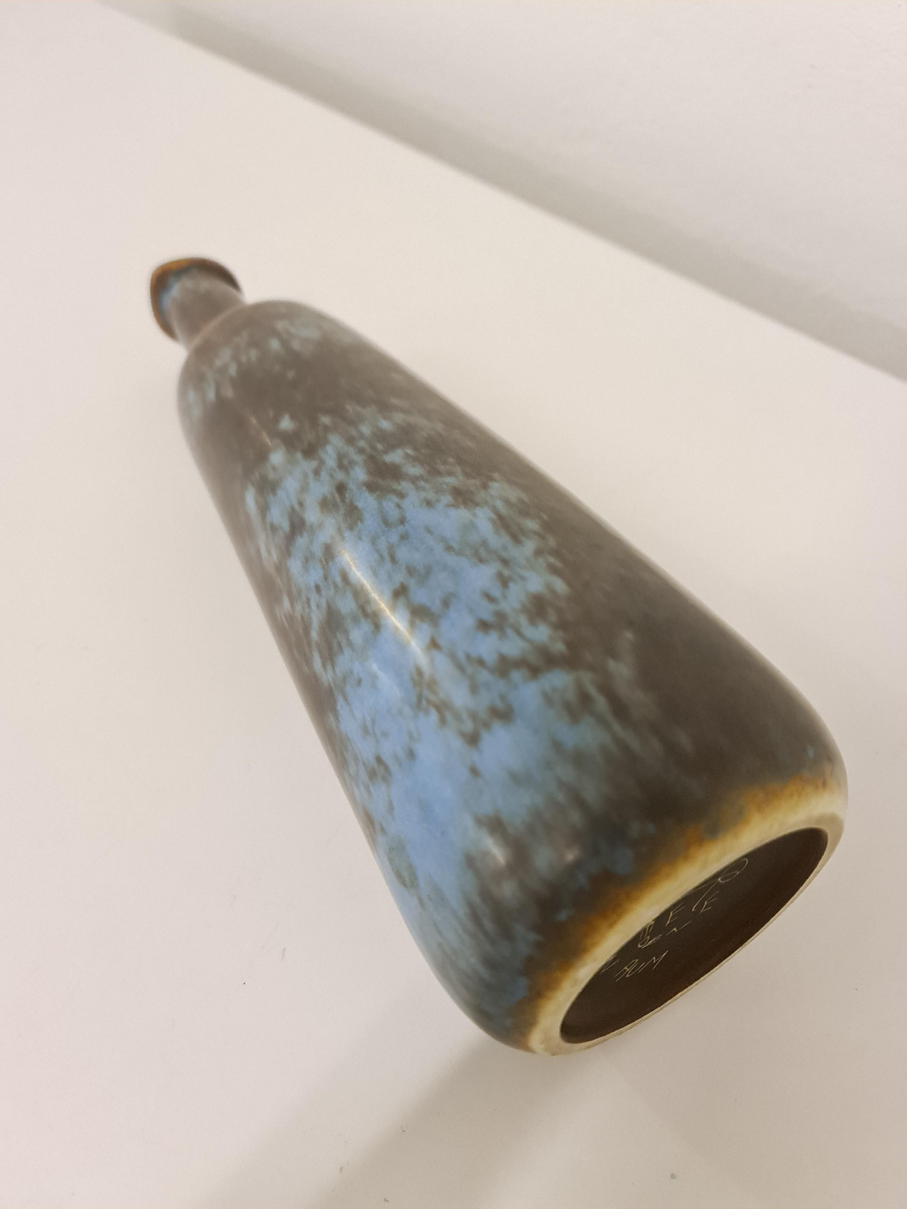 Midcentury Modern Ceramic Vase Rörstrand Gunnar Nylund, Sweden 1950s In Good Condition In Hillringsberg, SE