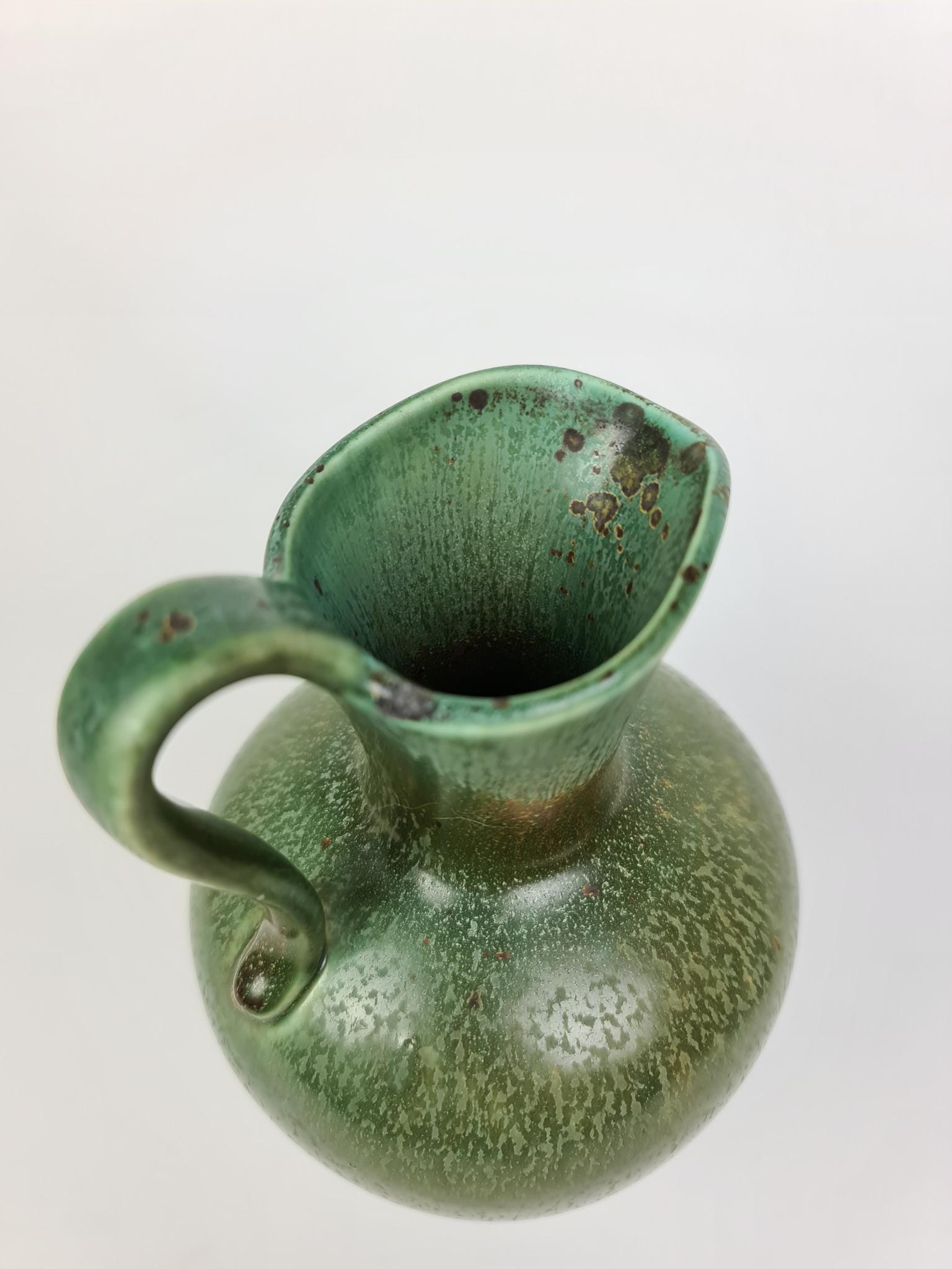 Milieu du XXe siècle Vase en céramique moderne du milieu du siècle Rörstrand Gunnar Nylund, Suède en vente