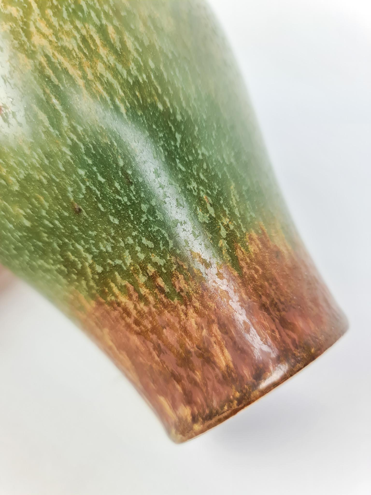 Céramique Vase en céramique moderne du milieu du siècle Rörstrand Gunnar Nylund, Suède en vente