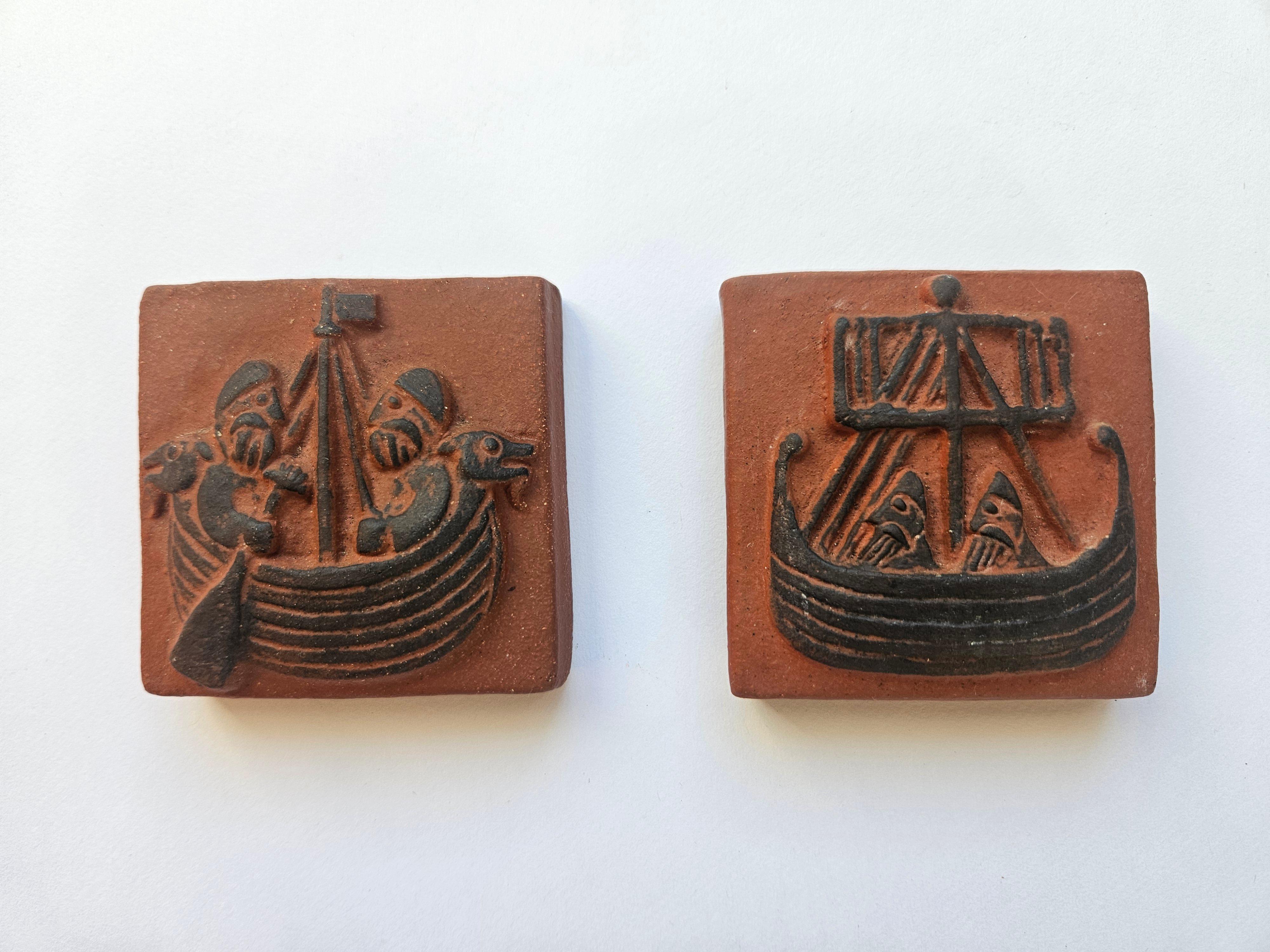 Carreaux de céramique du milieu du siècle, motifs vikings, Thyssen, Danemark, 1960, ensemble de 2 en vente 1