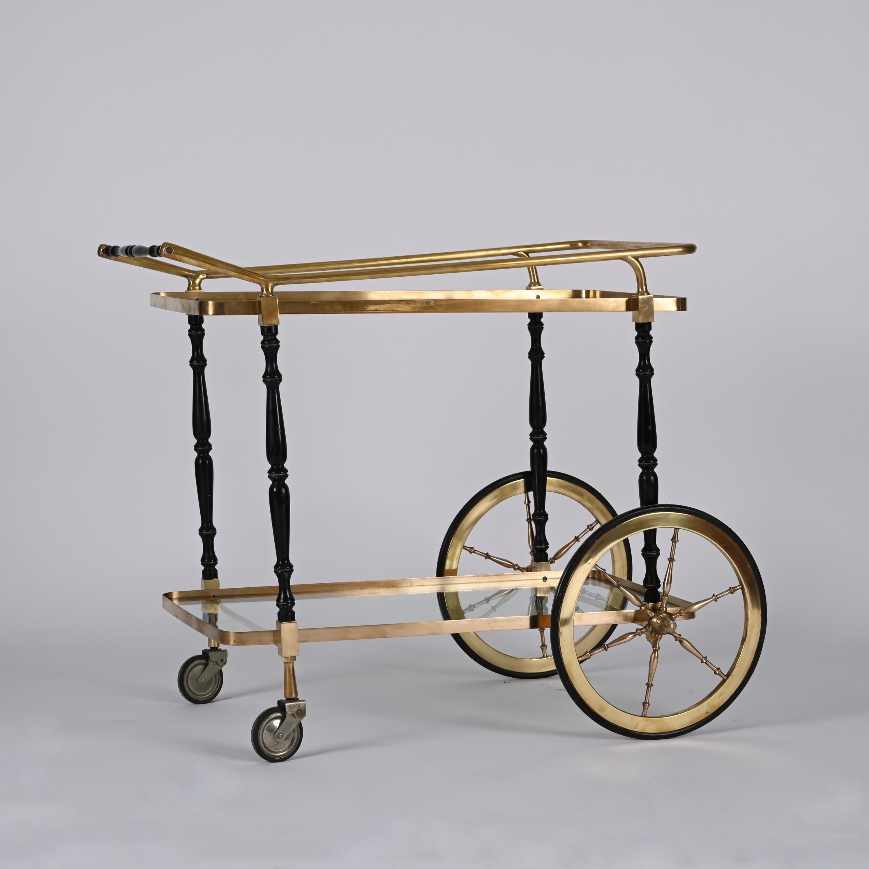 Midcentury Cesare Lacca Brass and Black Lacquer Wood Italian Bar Cart, 1950s For Sale 6