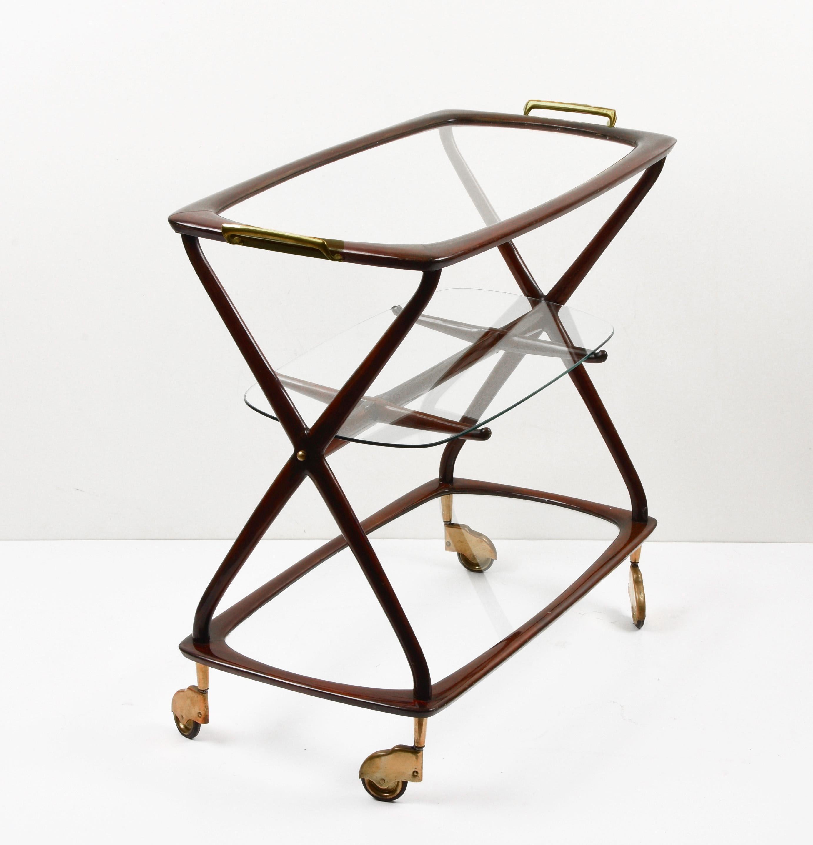 Mid-Century Modern Midcentury Cesare Lacca Brass and Wood Italian Oval Serivng  Bar Cart, 1950s