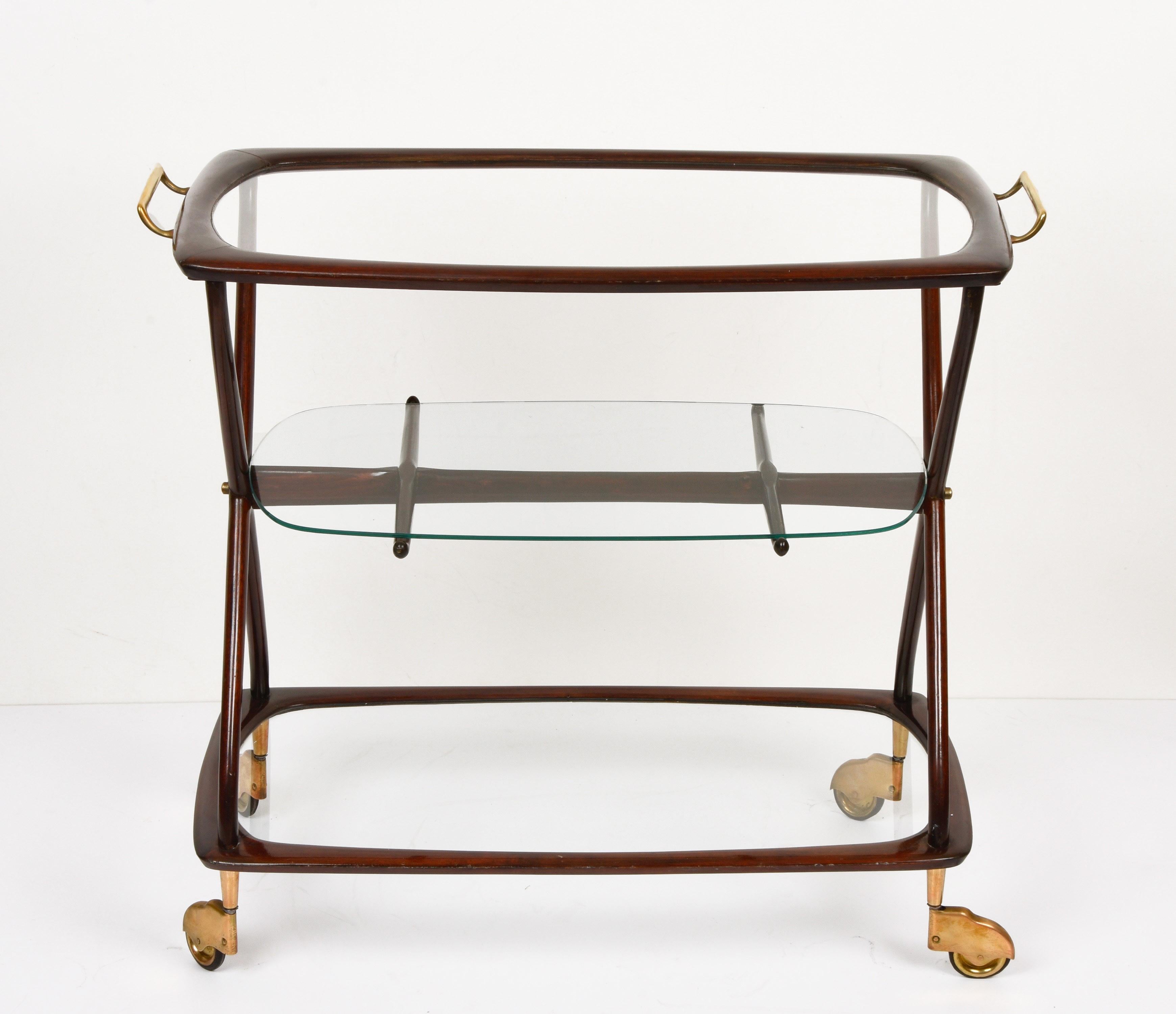 Midcentury Cesare Lacca Brass and Wood Italian Oval Serivng  Bar Cart, 1950s In Good Condition In Roma, IT