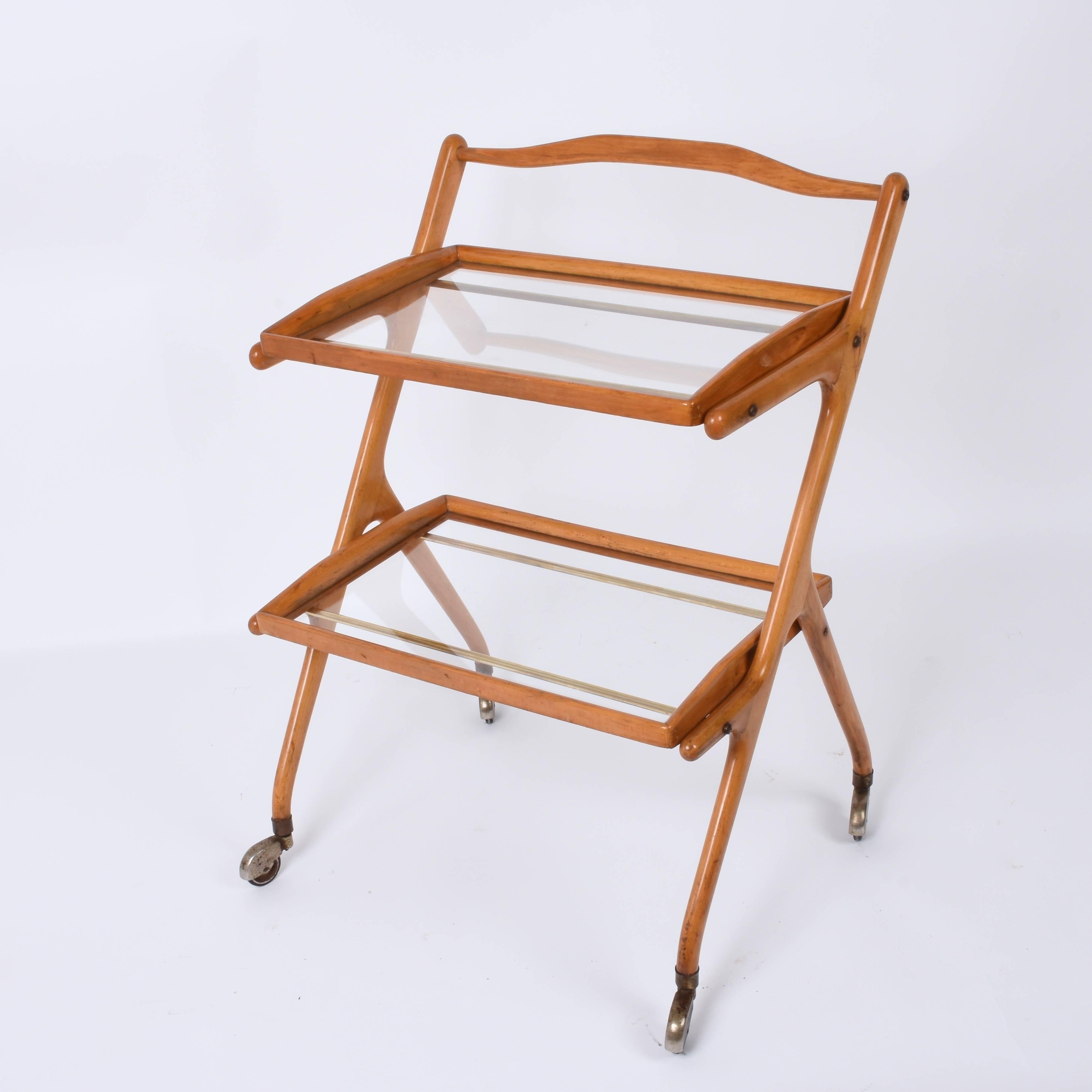 Midcentury Cesare Lacca Italian Trolley Bar Cart with Glass Shelves, 1950s In Good Condition In Roma, IT