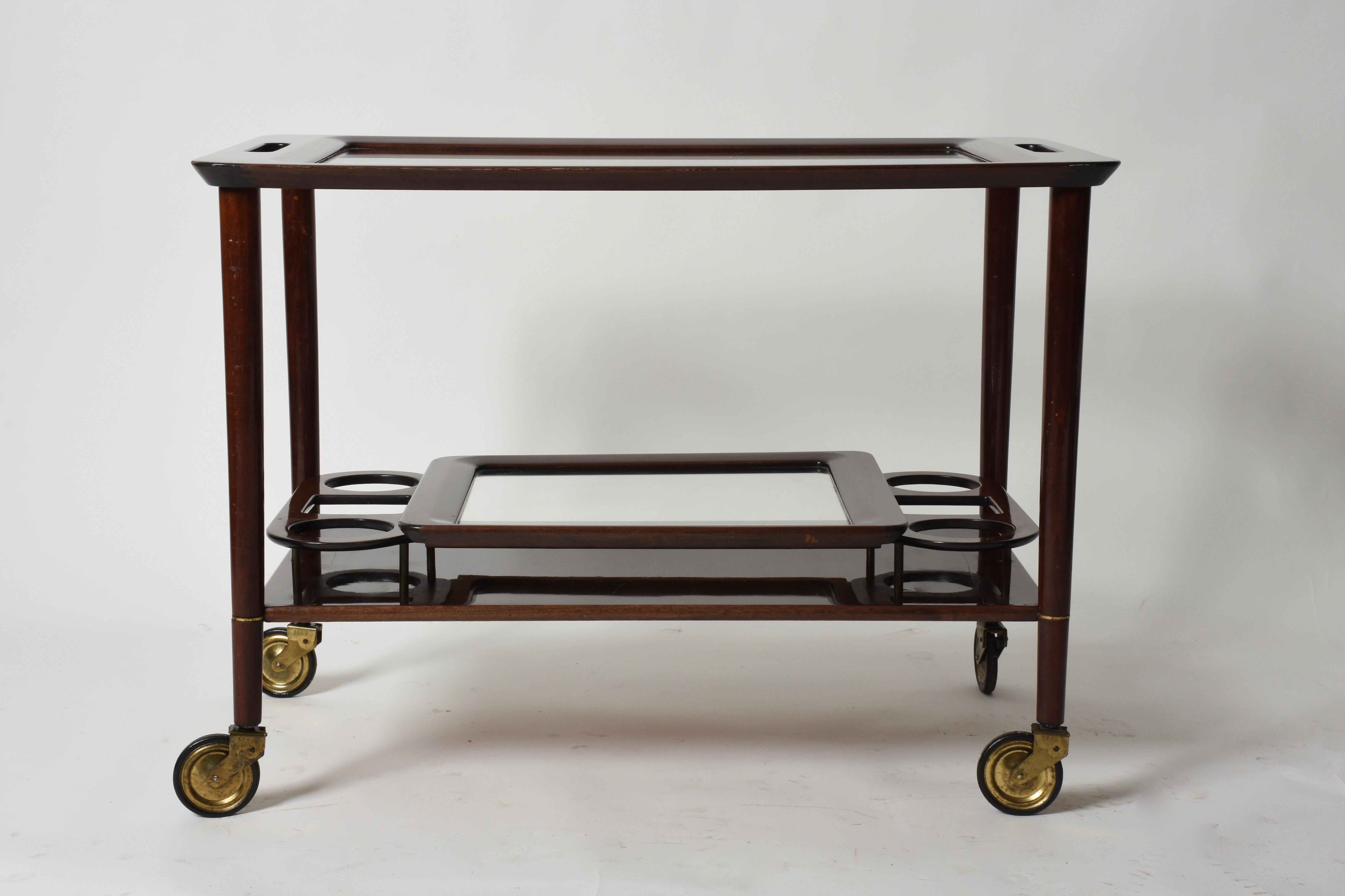 Midcentury Cesare Lacca Wood Italian Bar Cart with Glass Serving Trays 1950s In Good Condition In Roma, IT