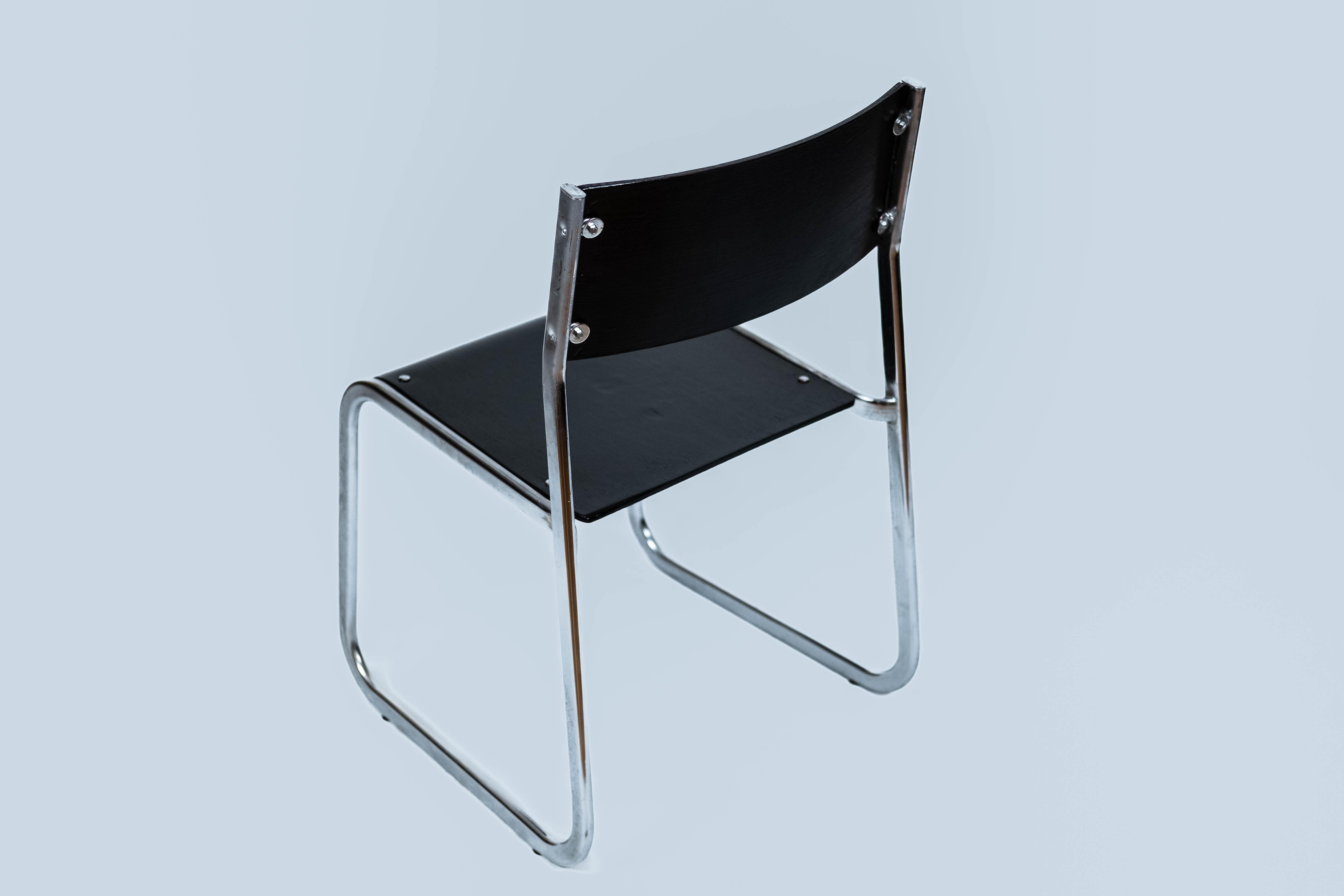 Stuhl aus der Jahrhundertmitte (1960) im Angebot 4