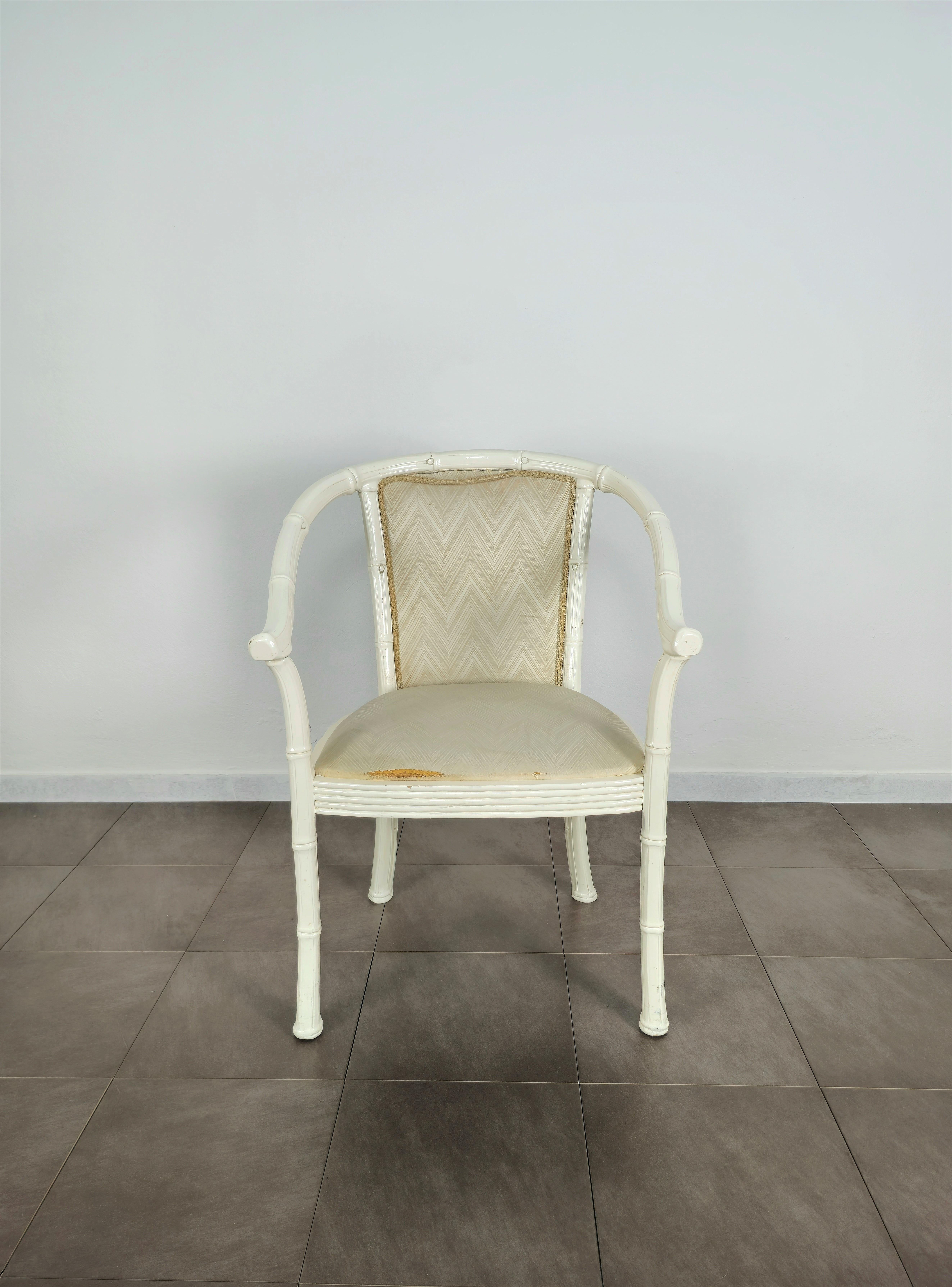 Chair produced in Italy in the 1960s.
The chair is in white enamelled bamboo with seat and back in patterned fabric.



Note: We try to offer our customers an excellent service even in shipments all over the world, collaborating with one of the best