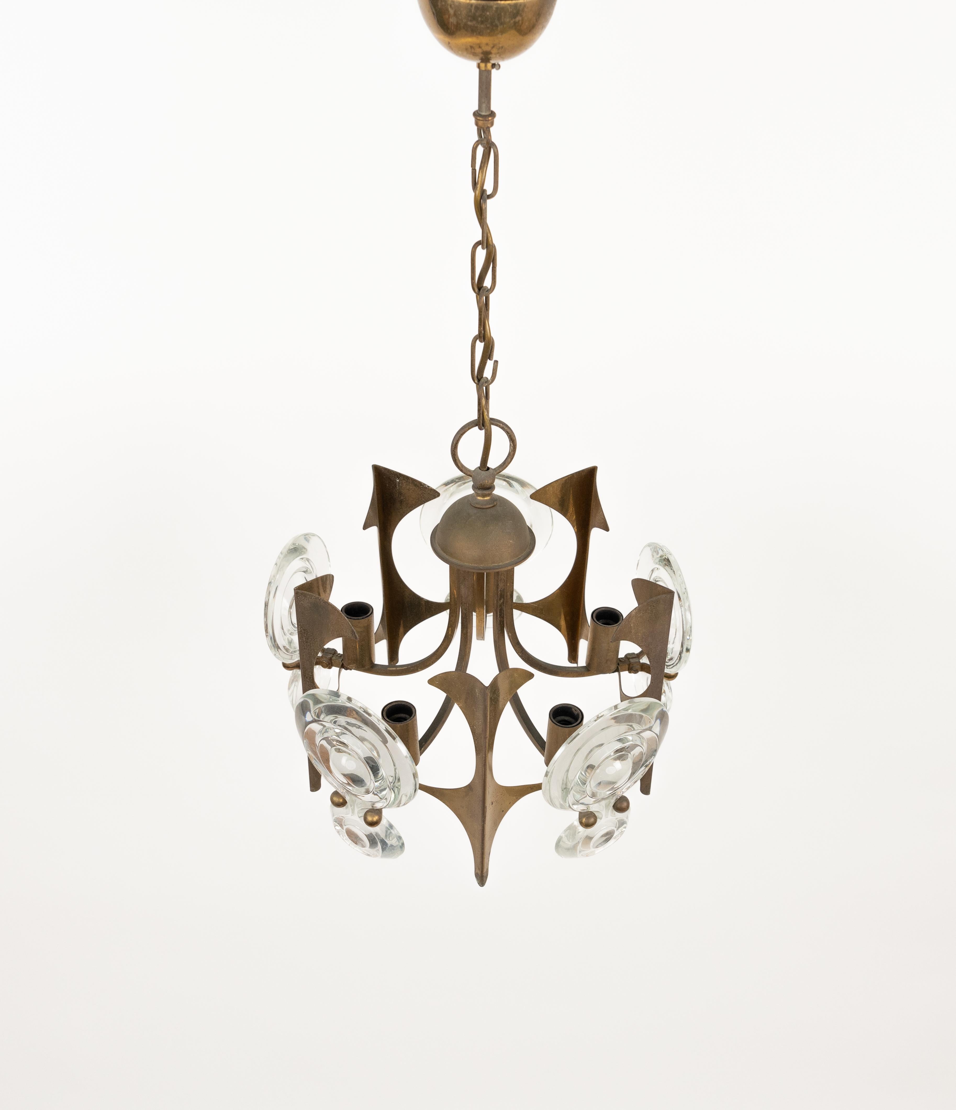 Mid-Century Modern Midcentury Chandelier Brass and Glass by Oscar Torlasco, Italy 1960s For Sale