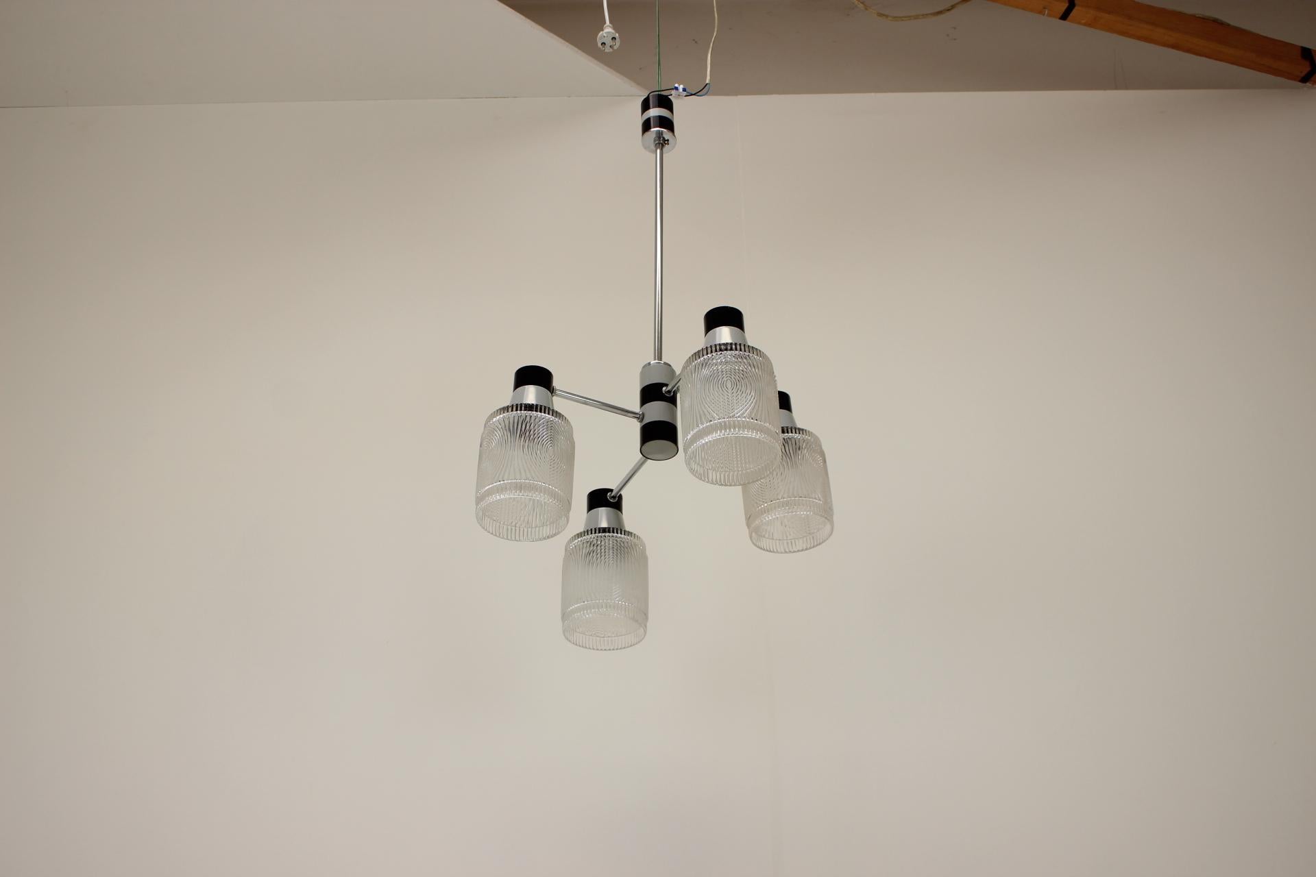 Lampadario di metà secolo di Drukov, anni '70, Cecoslovacchia in vendita 2