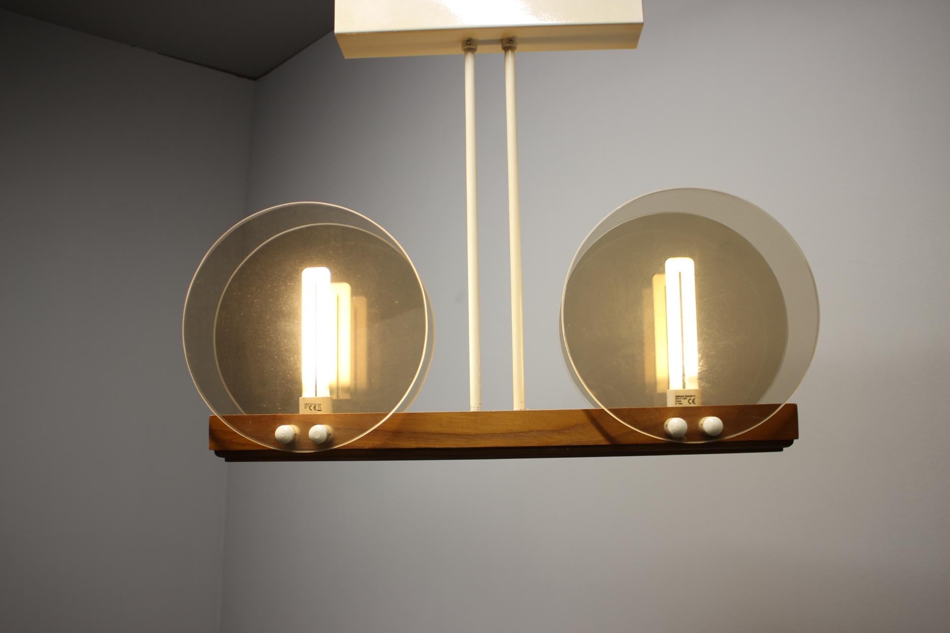 Midcentury-Kronleuchter von Inva Litomerice, 1980er Jahre (Glas) im Angebot