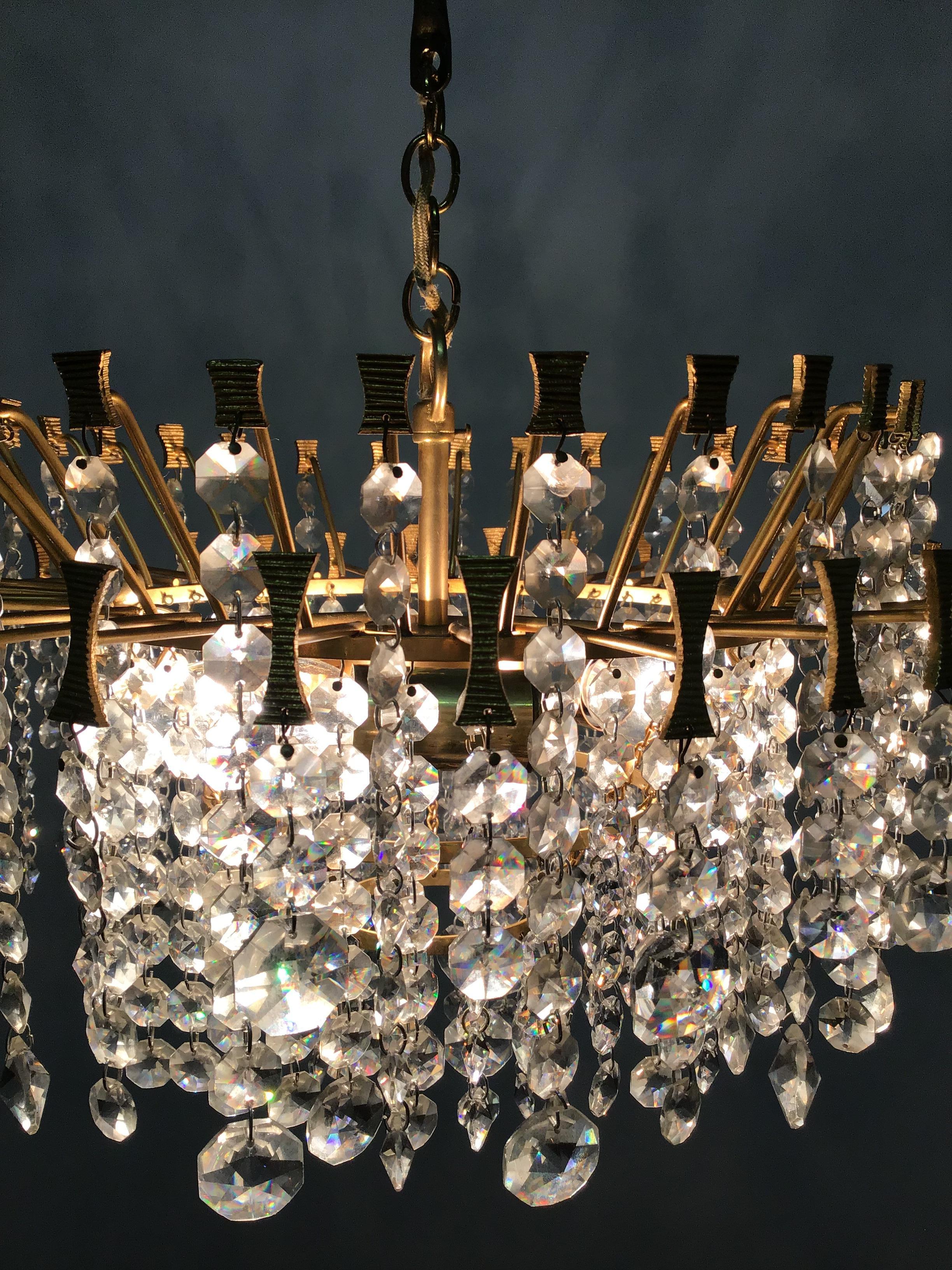 Mid -Century Chandelier by Palwa, Gilt Brass and Crystal, Germany, circa 1960s 4