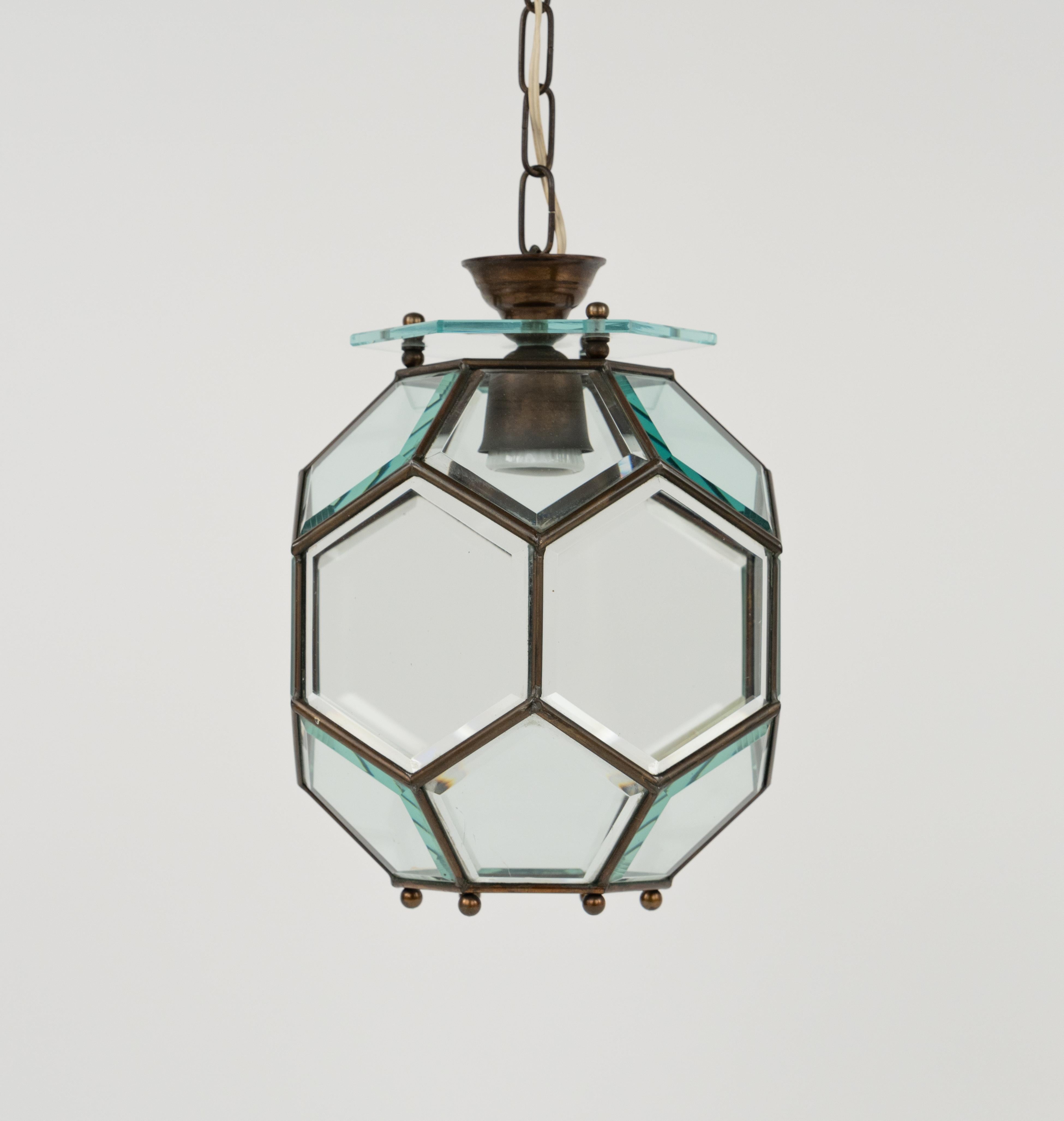 Italian Midcentury Chandelier in Brass and Beveled Glass Adolf Loos Style, Italy 1950s For Sale